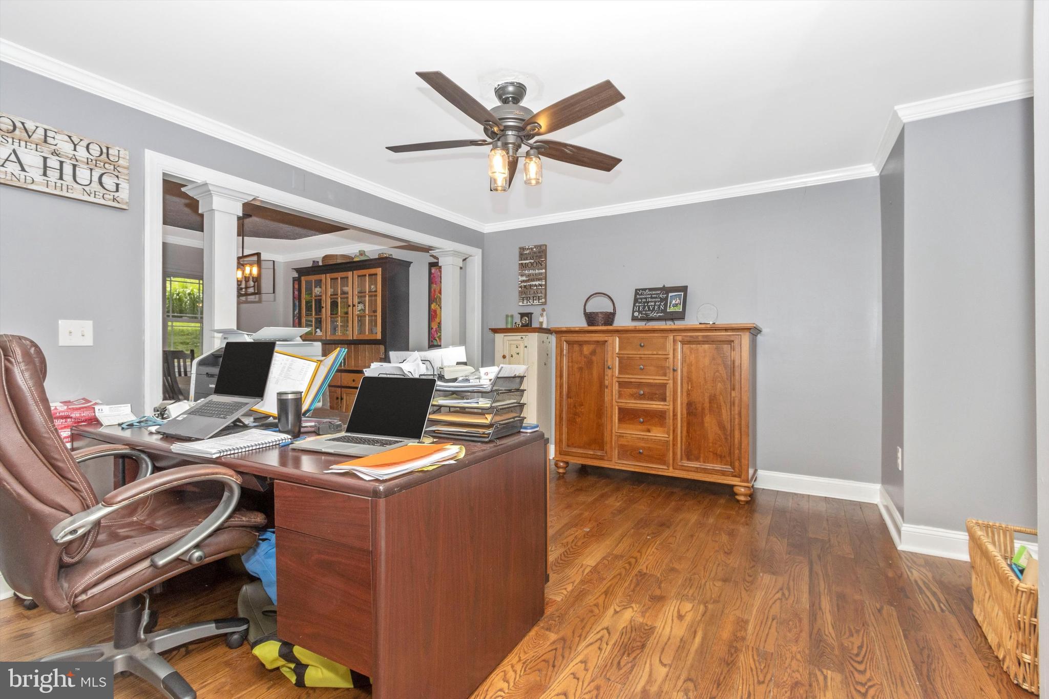 LAKE ANITA LOUISE - Residential