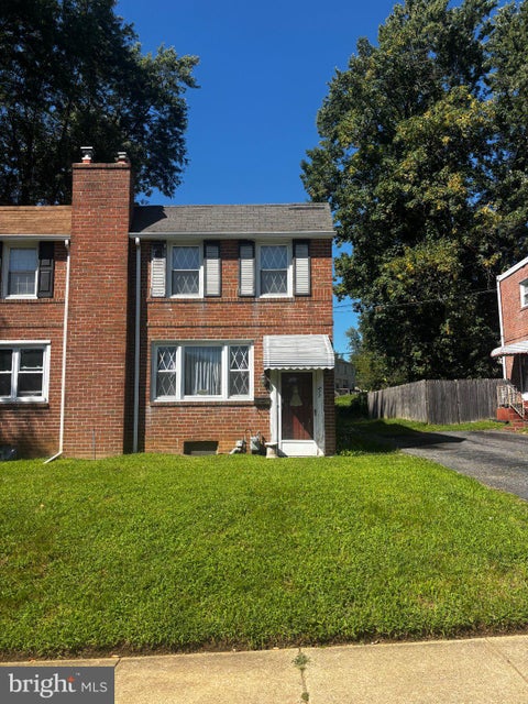 Townhouse For Sale - 217 Emerald Lane<br/> MEDIA, PA 19063