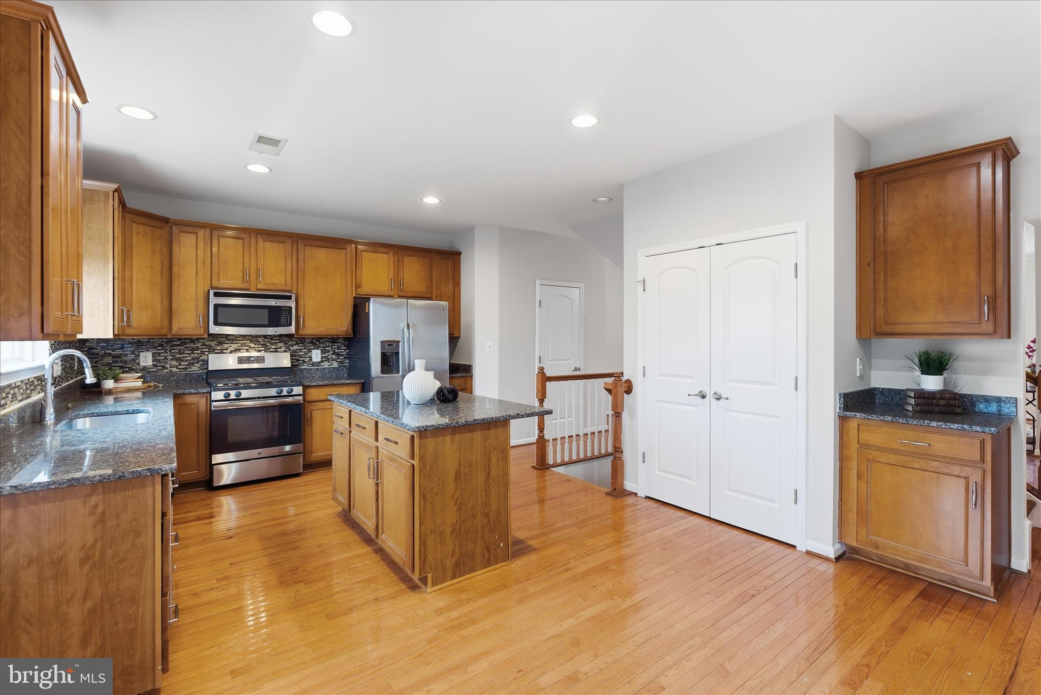 DAWKINS RIDGE - Residential