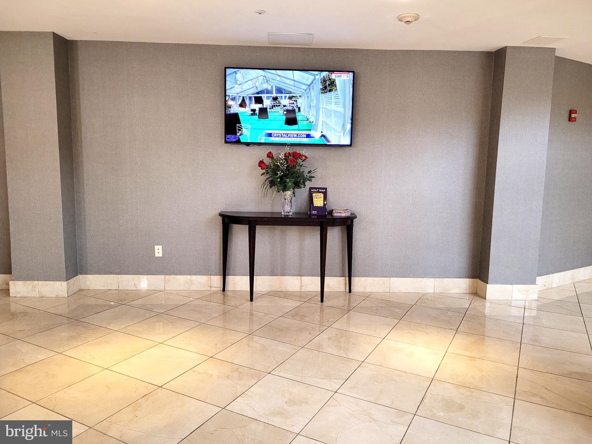 RENAISSANCE AT TYSONS - Residential