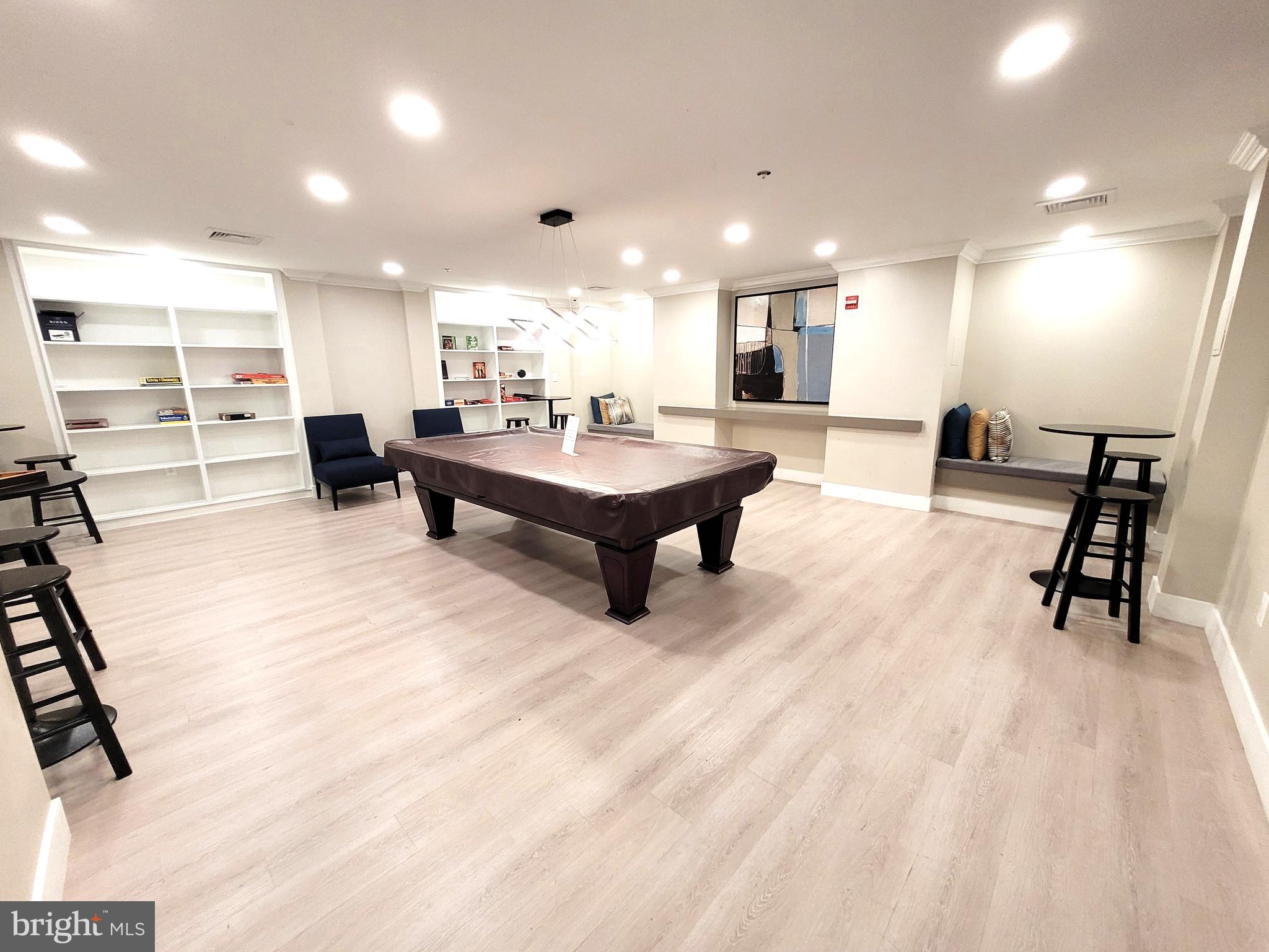 RENAISSANCE AT TYSONS - Residential