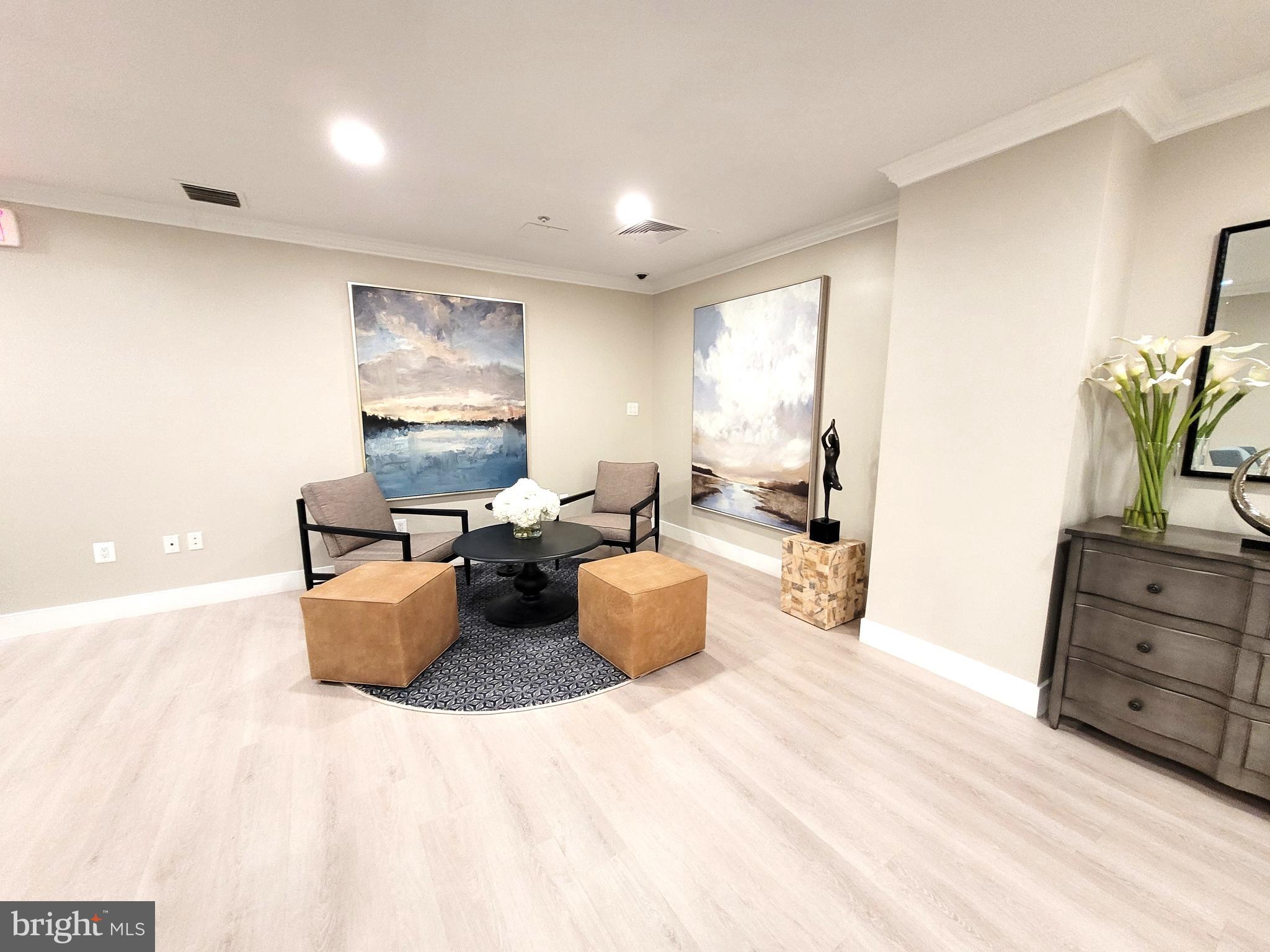 RENAISSANCE AT TYSONS - Residential