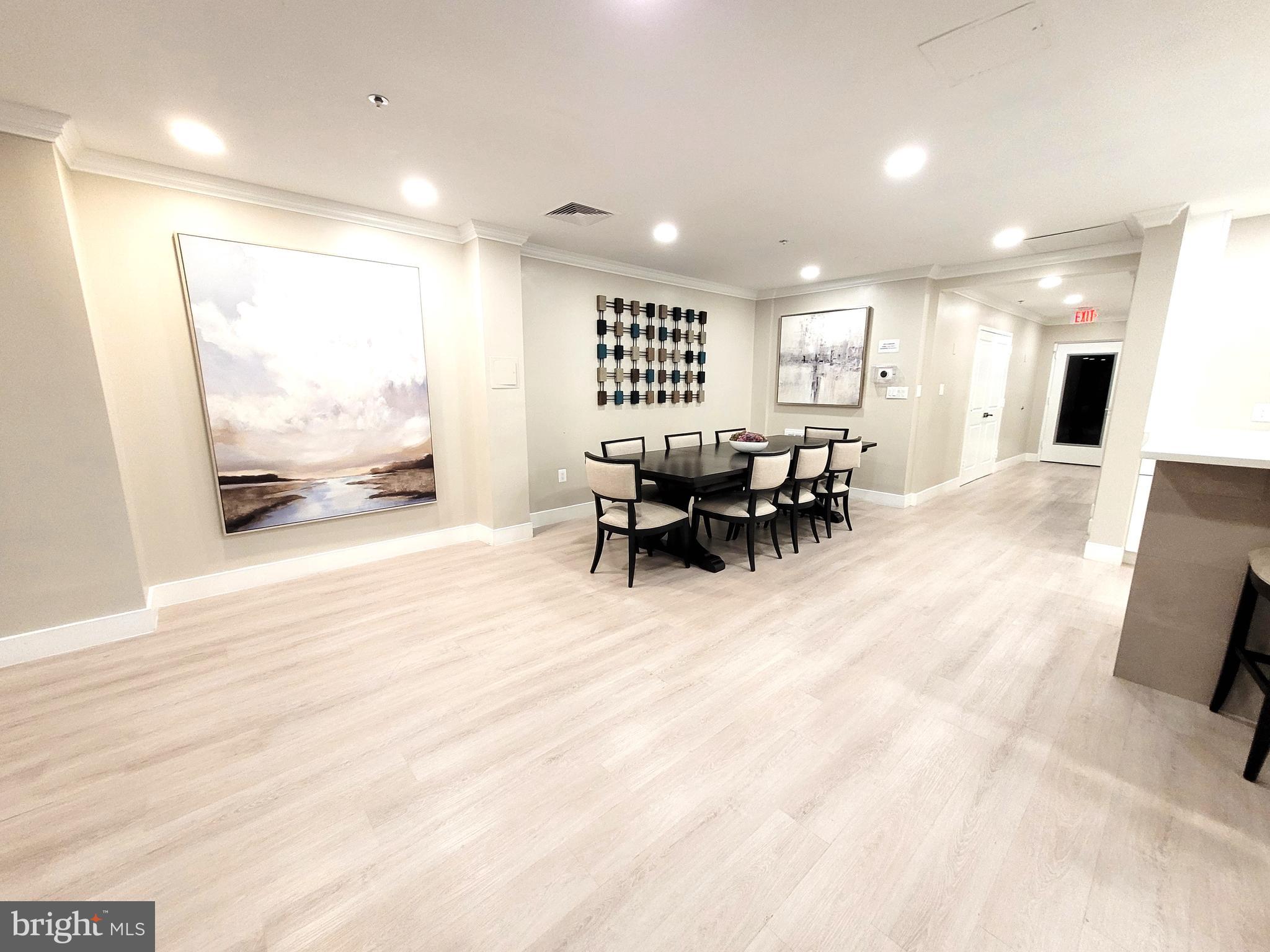 RENAISSANCE AT TYSONS - Residential