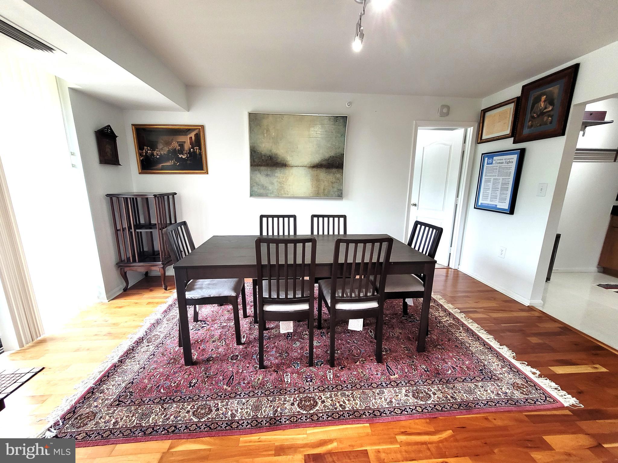 RENAISSANCE AT TYSONS - Residential