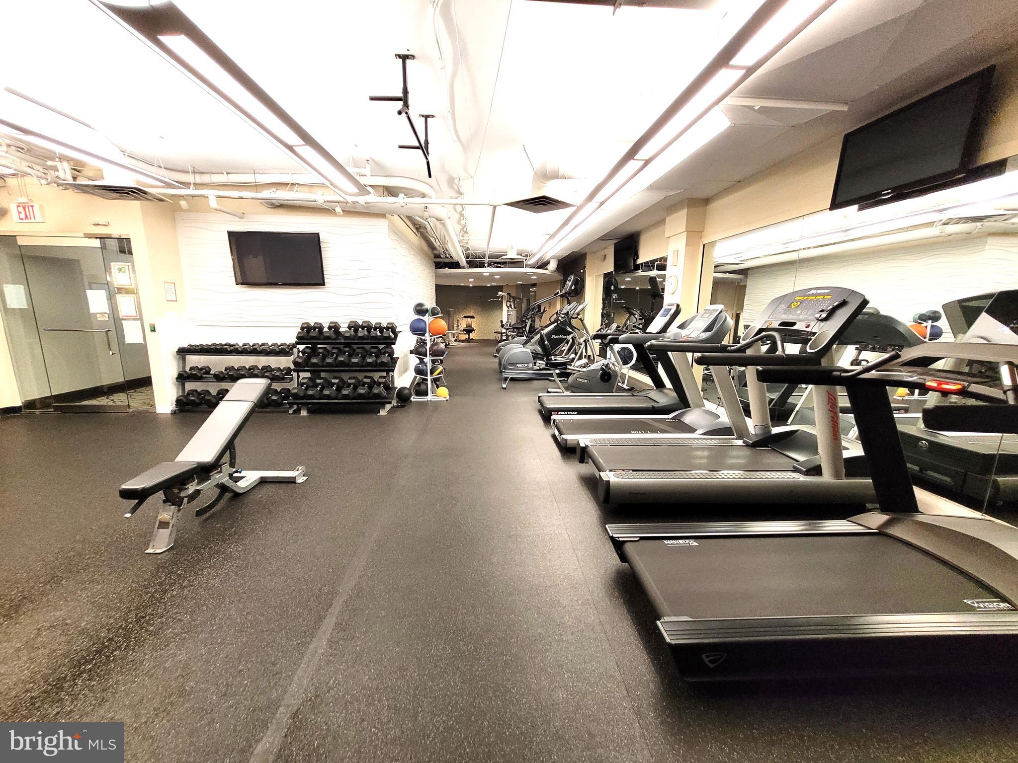 RENAISSANCE AT TYSONS - Residential