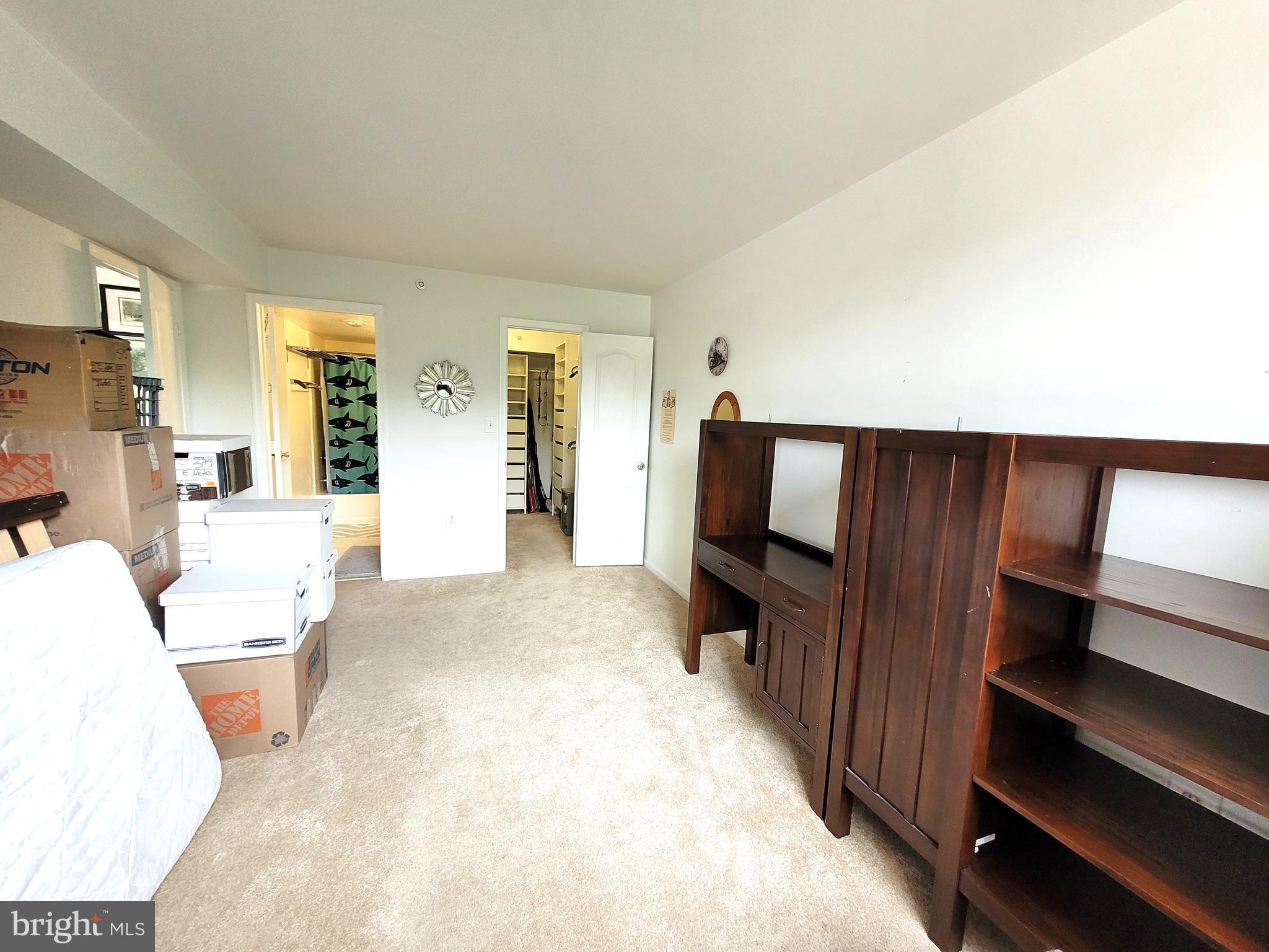 RENAISSANCE AT TYSONS - Residential