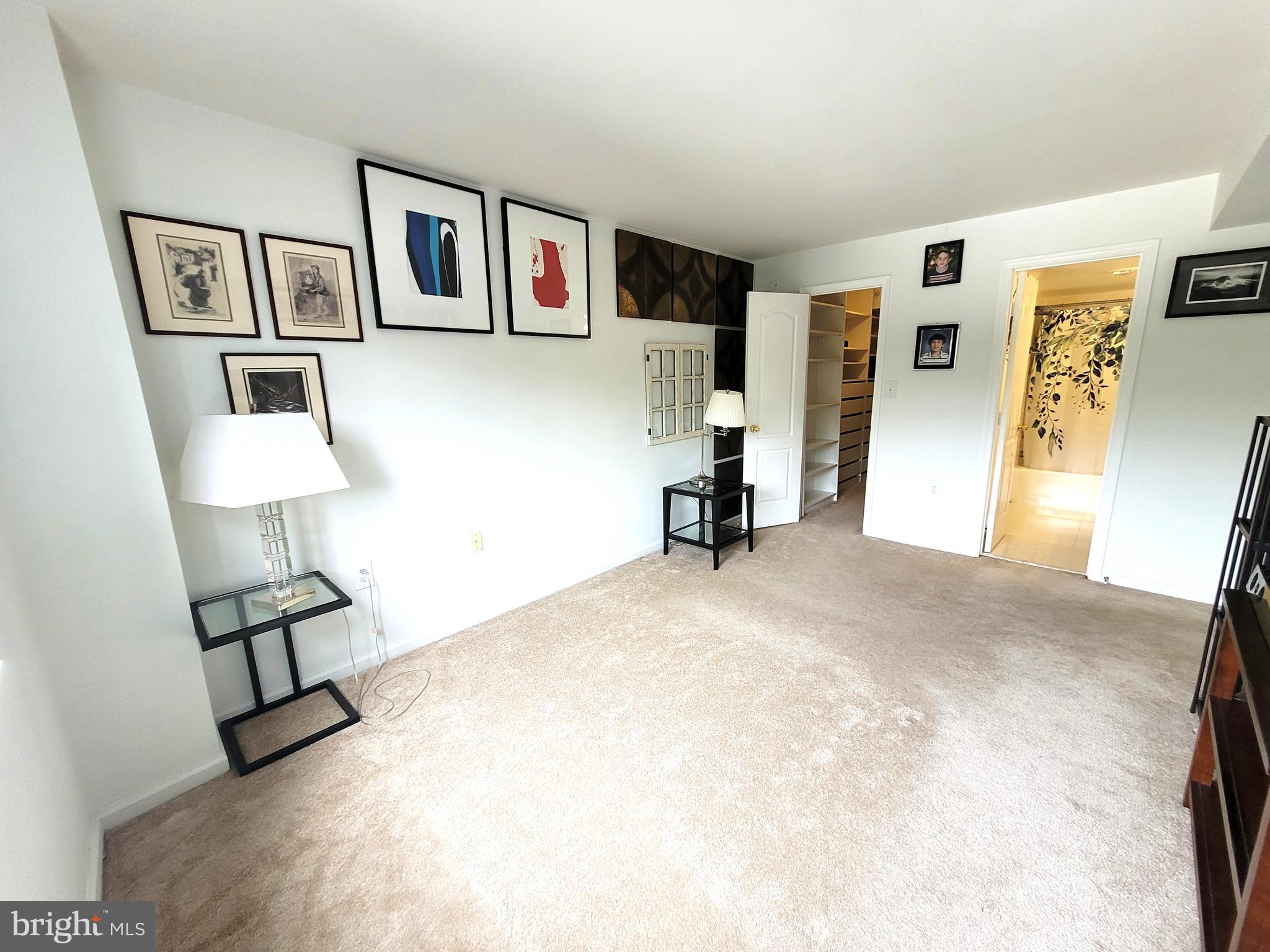 RENAISSANCE AT TYSONS - Residential