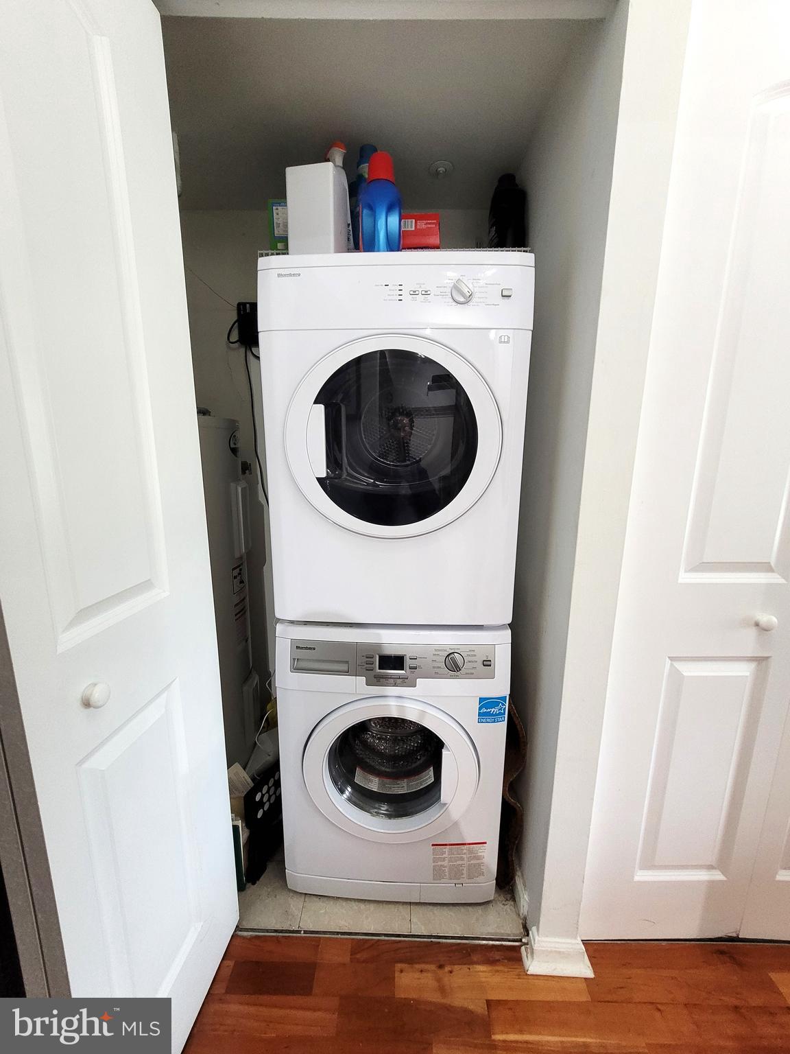 RENAISSANCE AT TYSONS - Residential