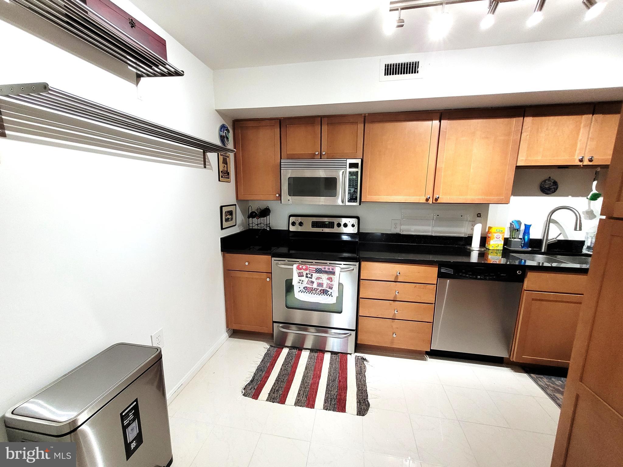 RENAISSANCE AT TYSONS - Residential