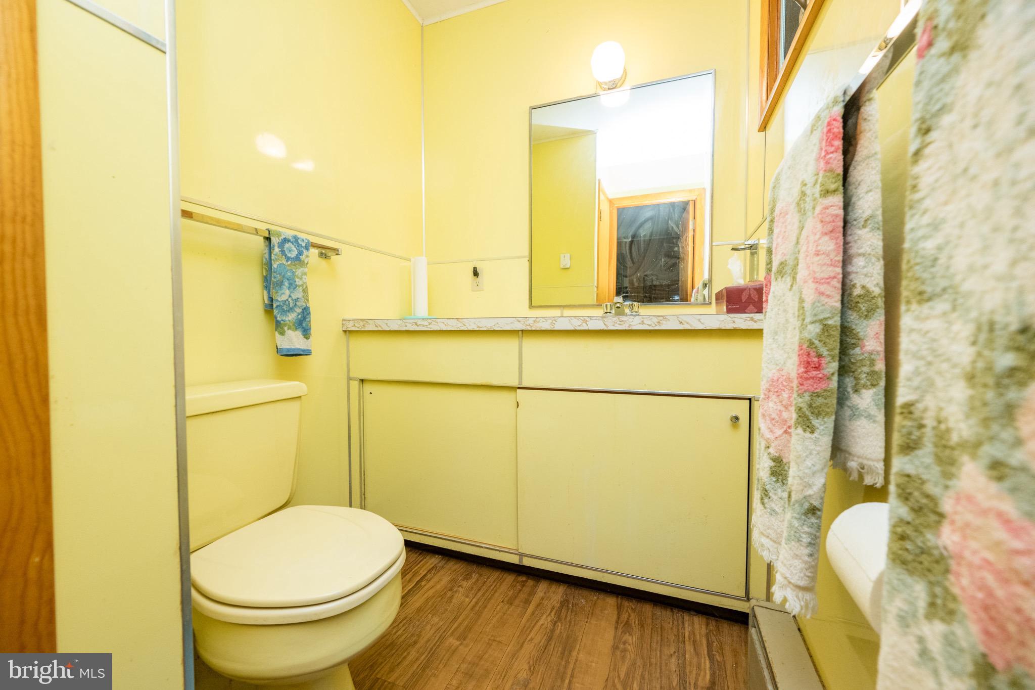 THOUSAND ACRES - Residential