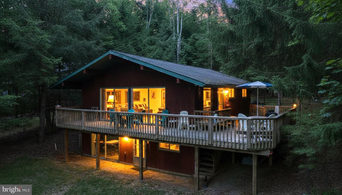 THOUSAND ACRES - Residential