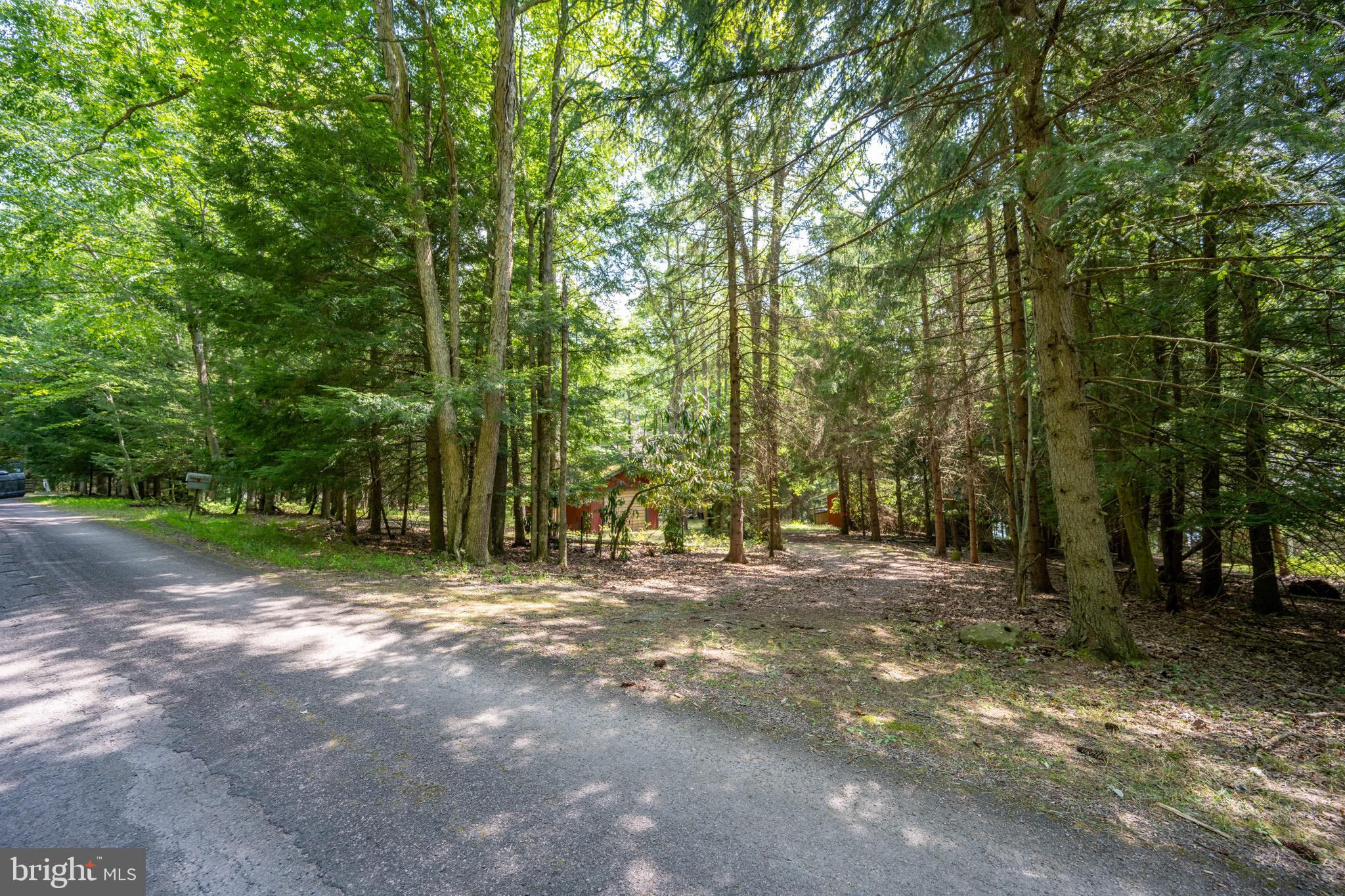 THOUSAND ACRES - Residential