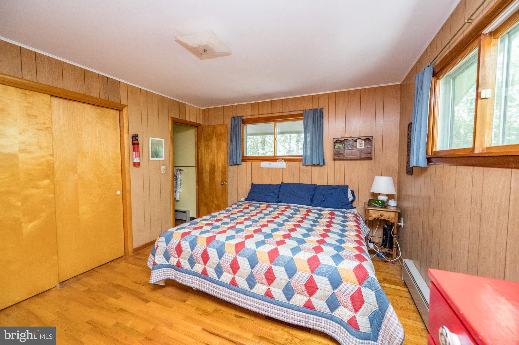 THOUSAND ACRES - Residential