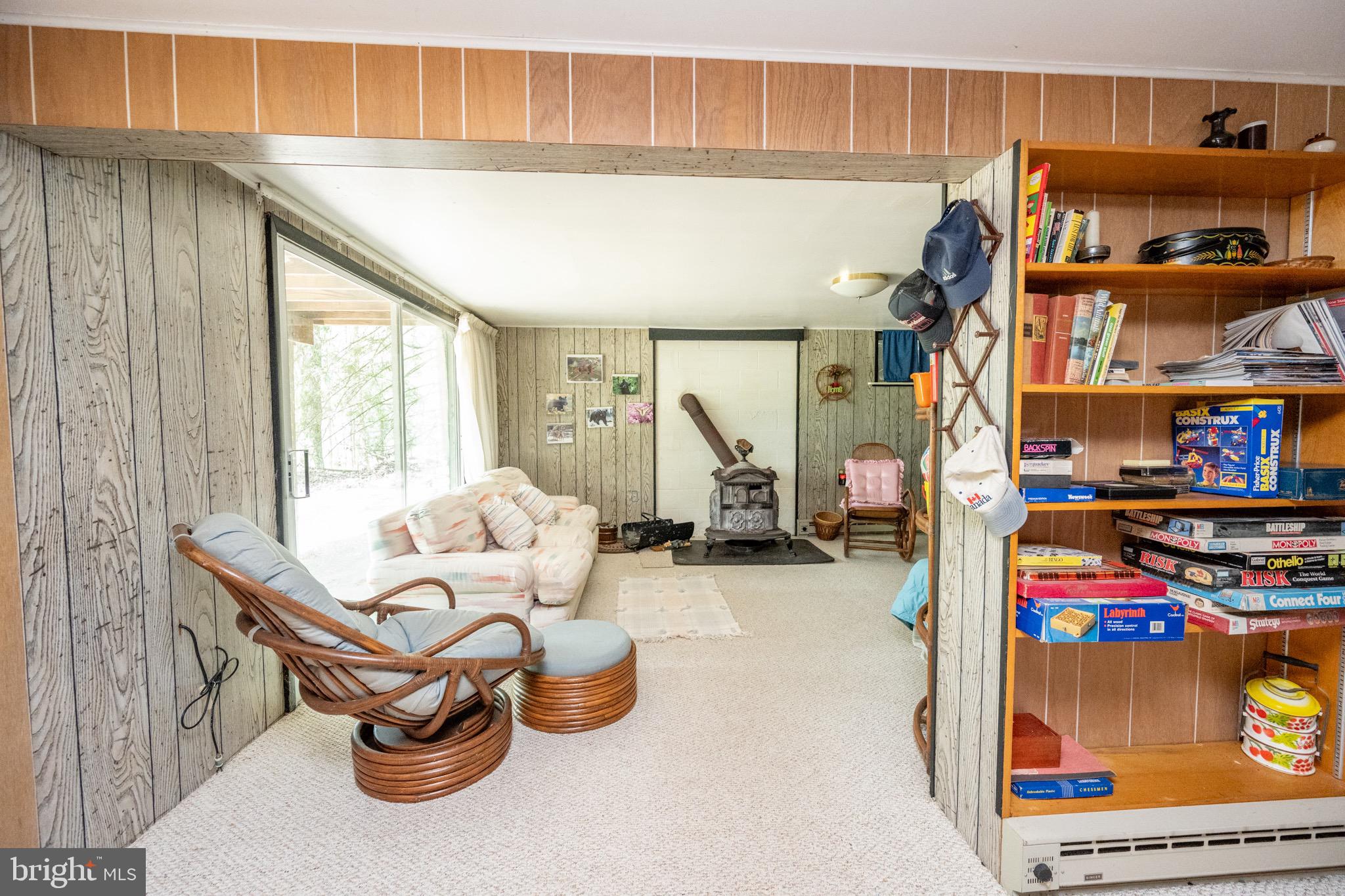 THOUSAND ACRES - Residential