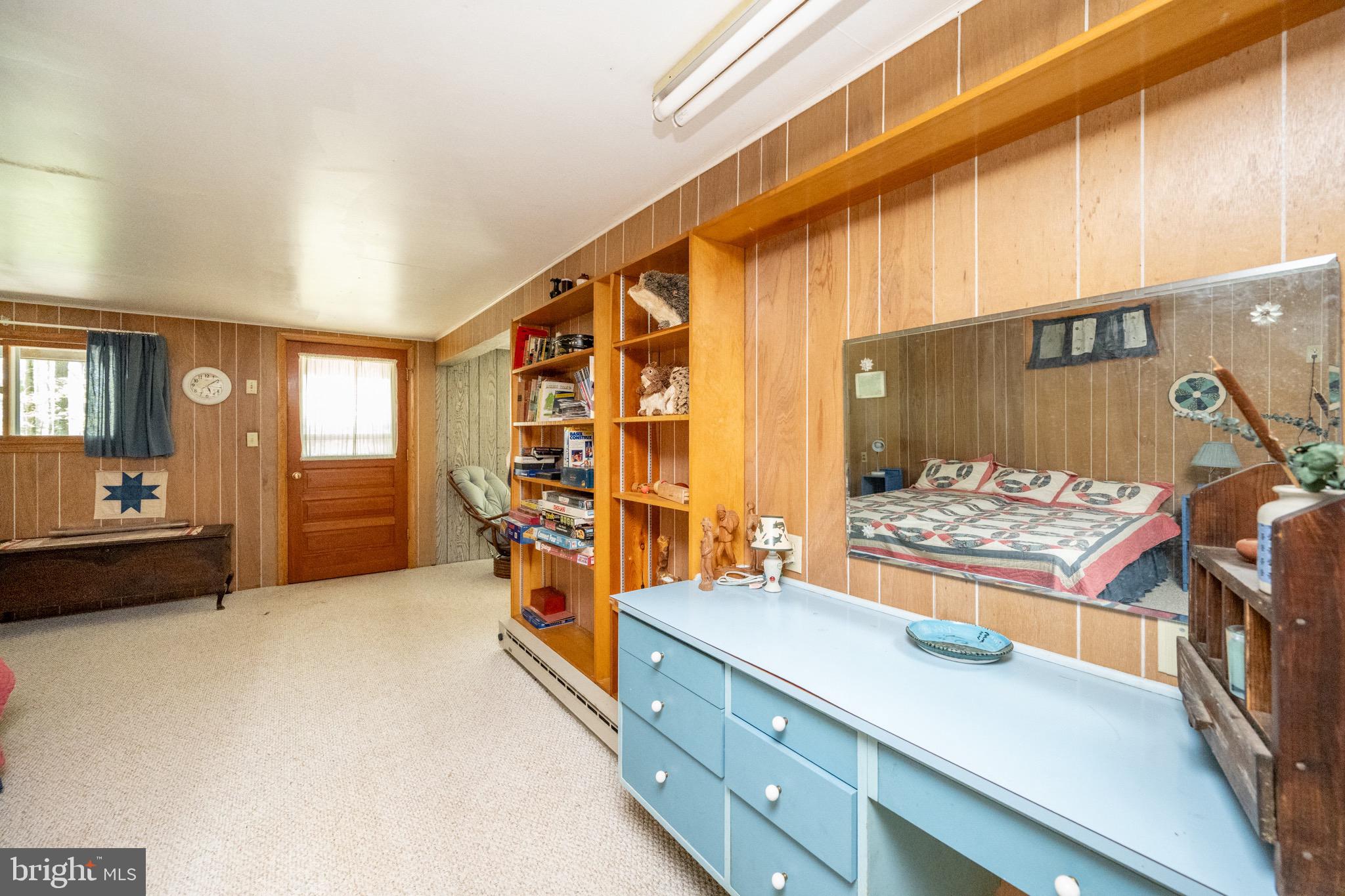 THOUSAND ACRES - Residential