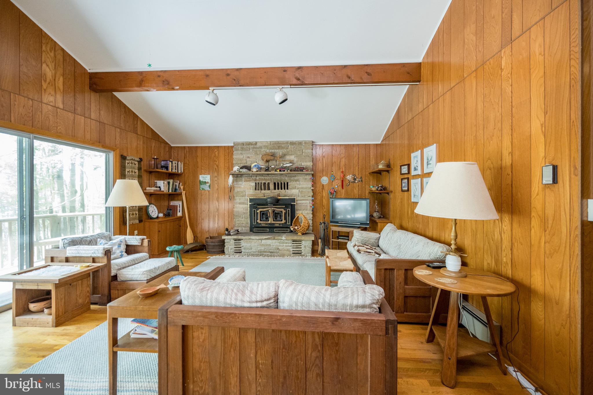 THOUSAND ACRES - Residential