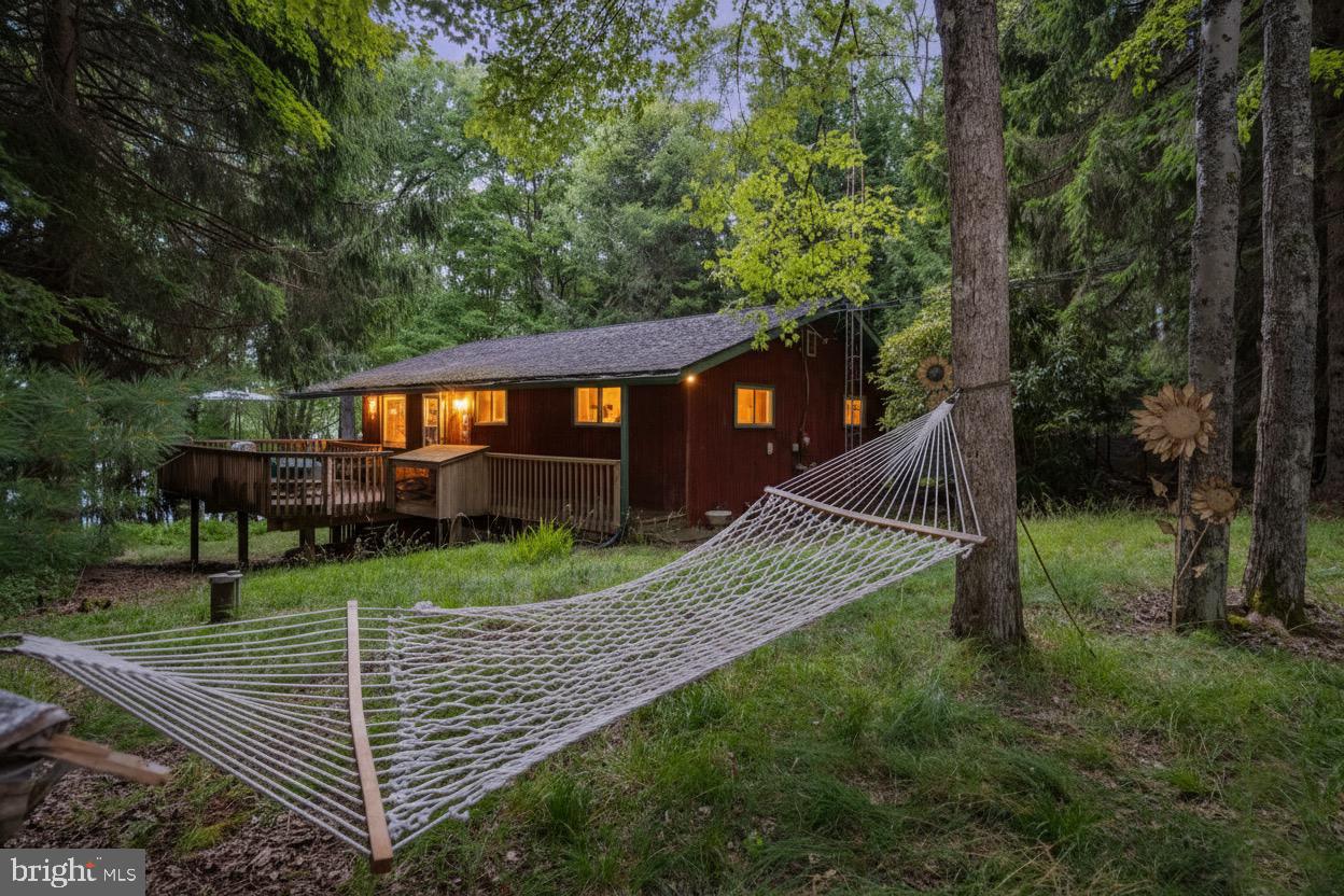 THOUSAND ACRES - Residential