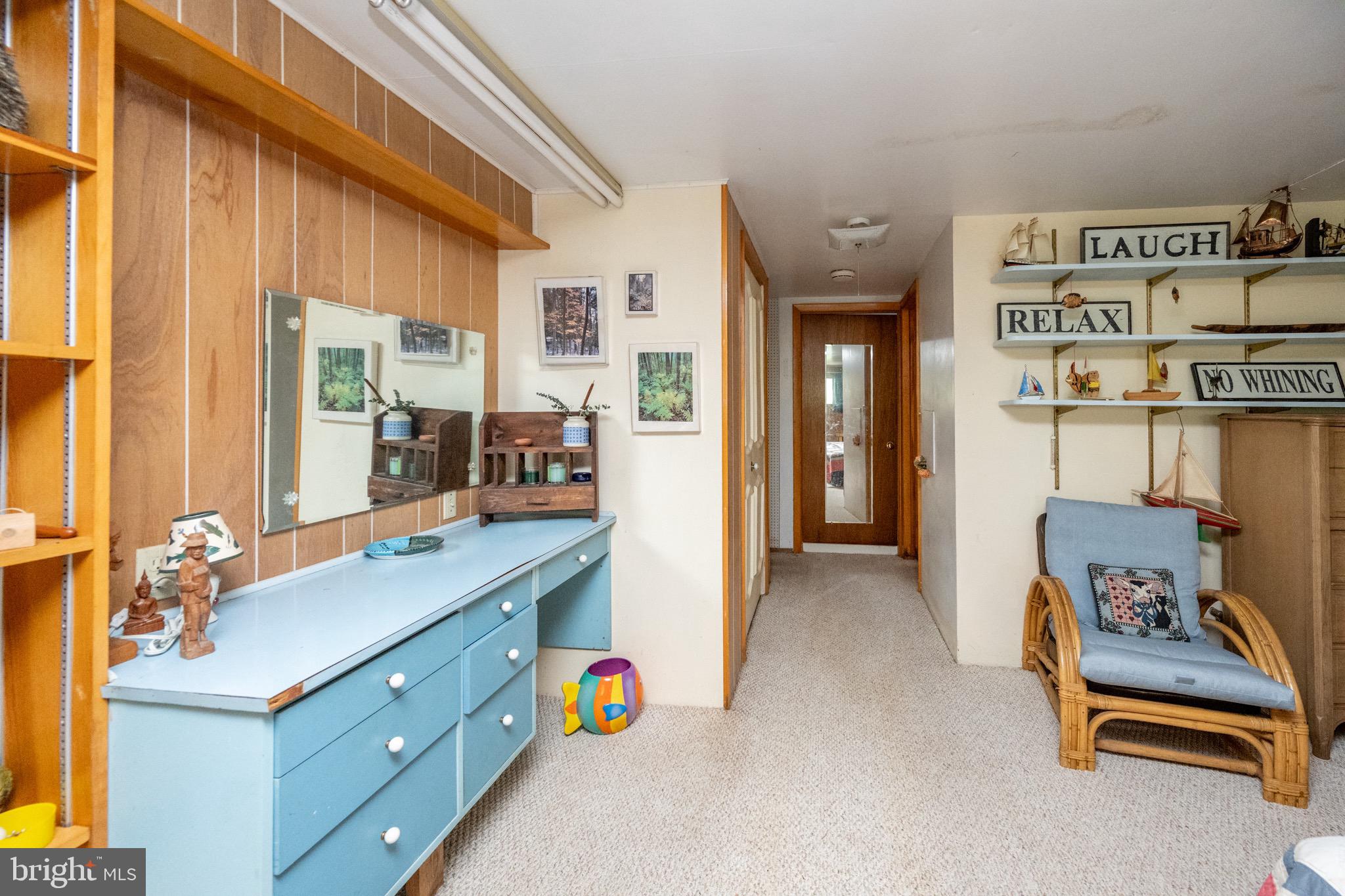 THOUSAND ACRES - Residential