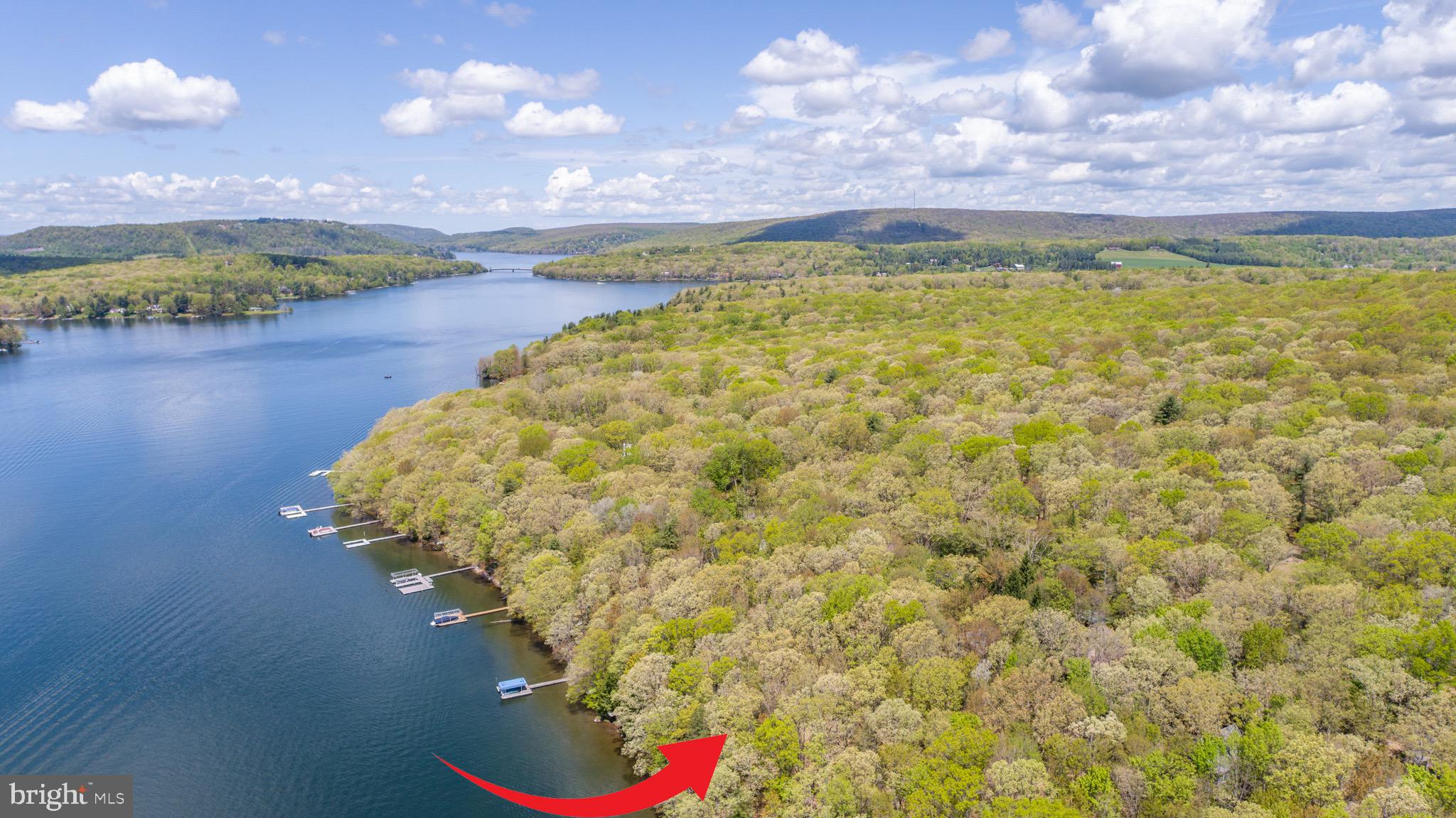 THOUSAND ACRES - Residential