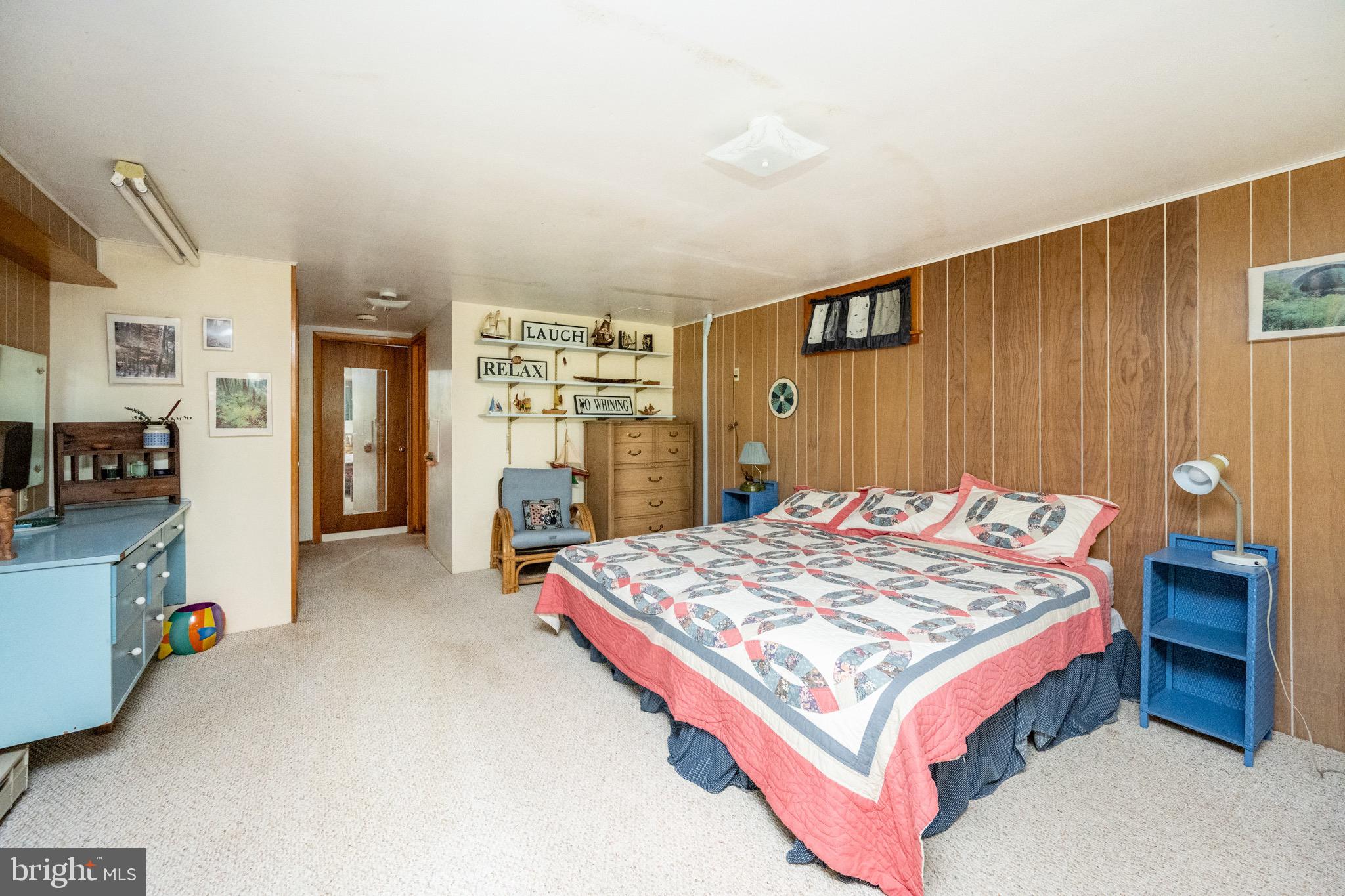 THOUSAND ACRES - Residential