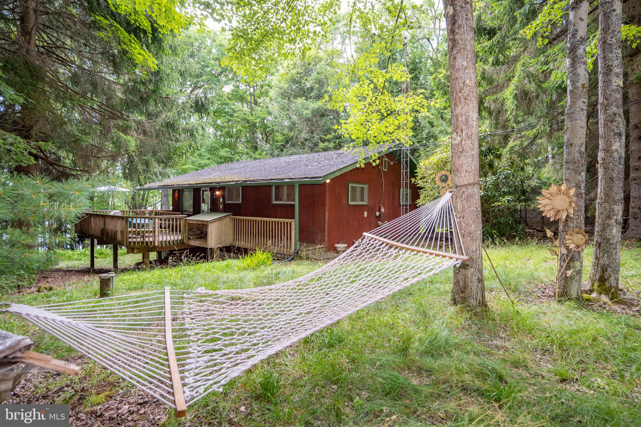 THOUSAND ACRES - Residential