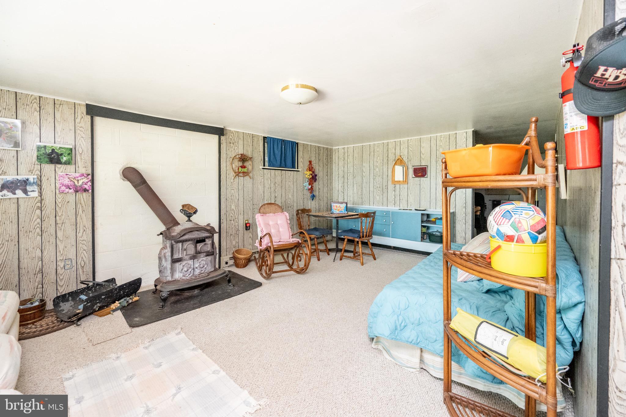 THOUSAND ACRES - Residential