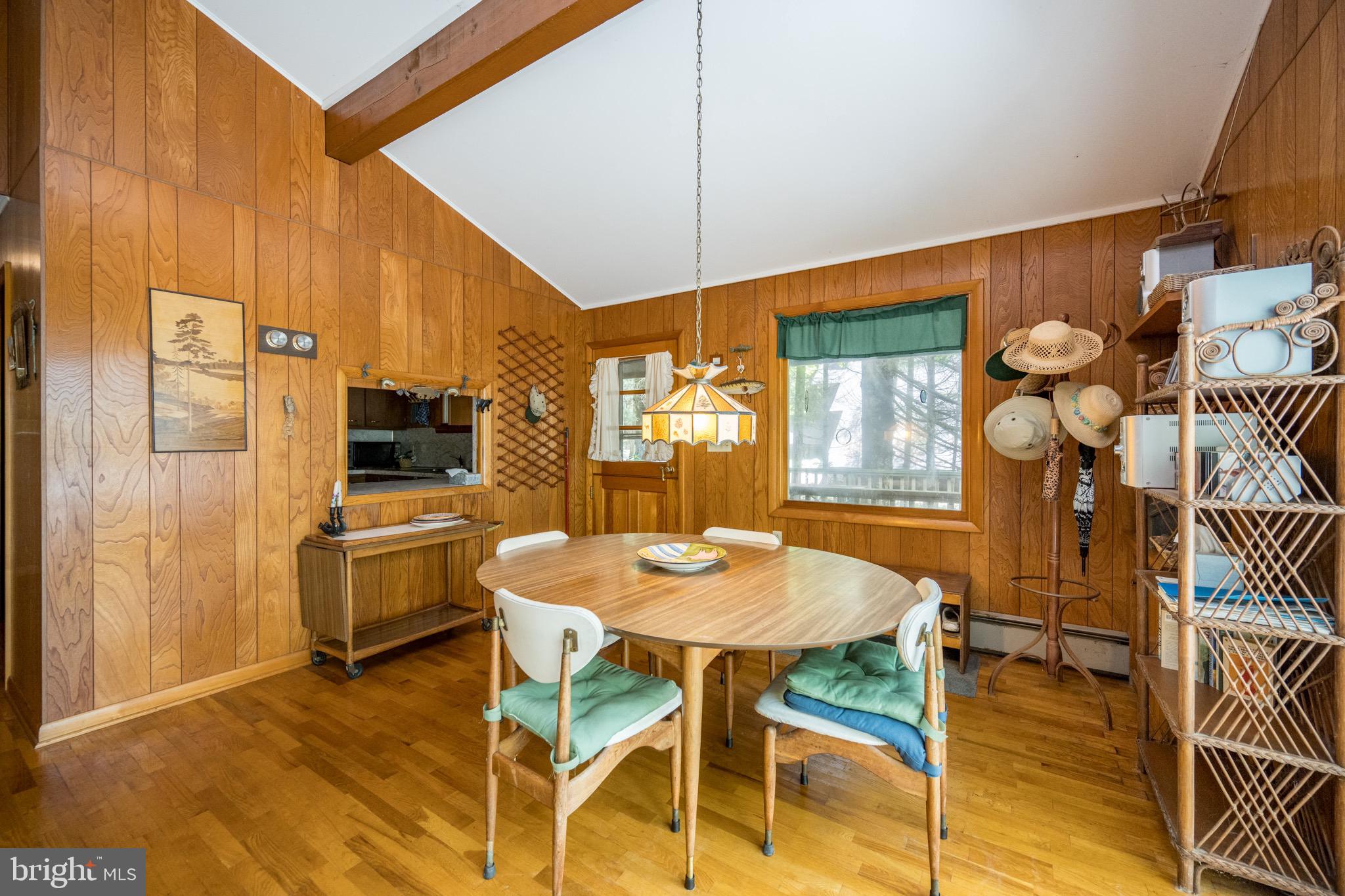 THOUSAND ACRES - Residential