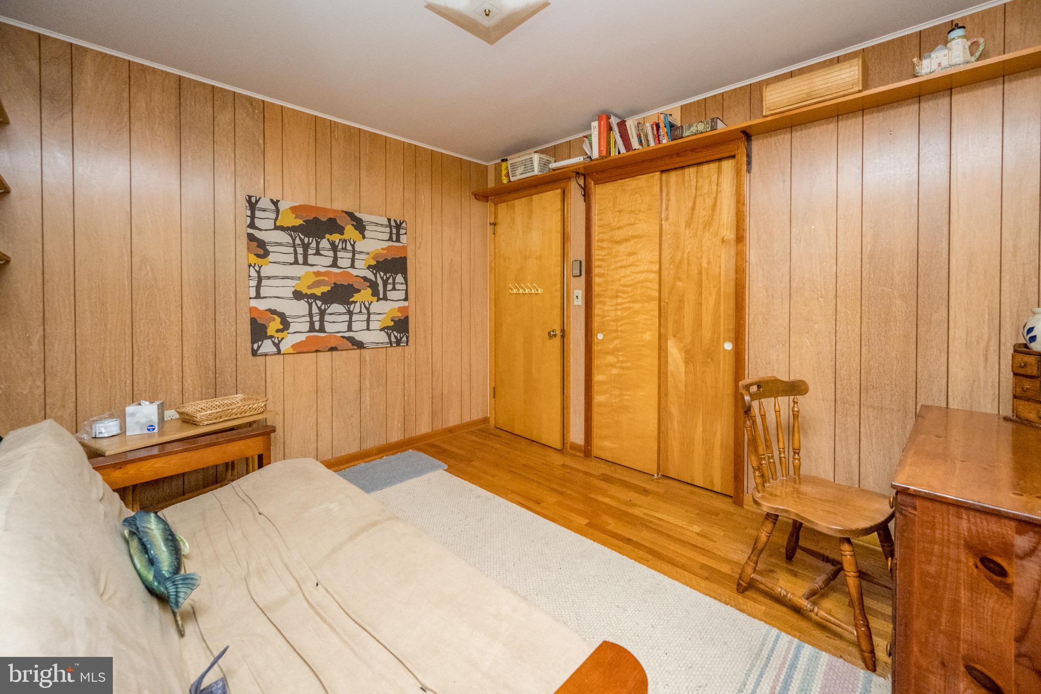 THOUSAND ACRES - Residential