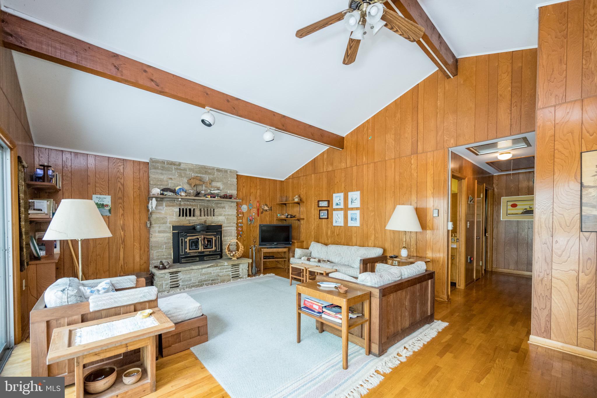 THOUSAND ACRES - Residential