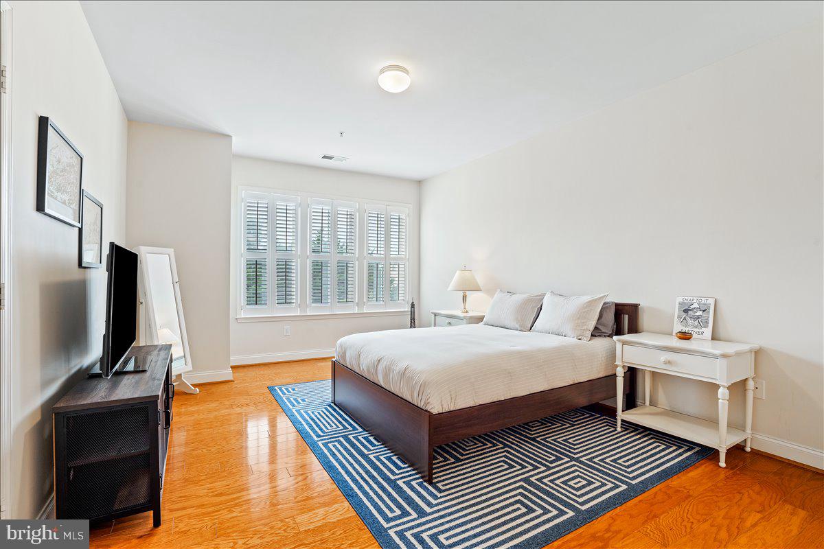 WORMANS MILL - Residential