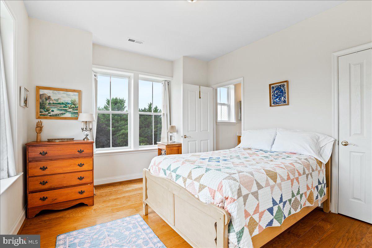 WORMANS MILL - Residential