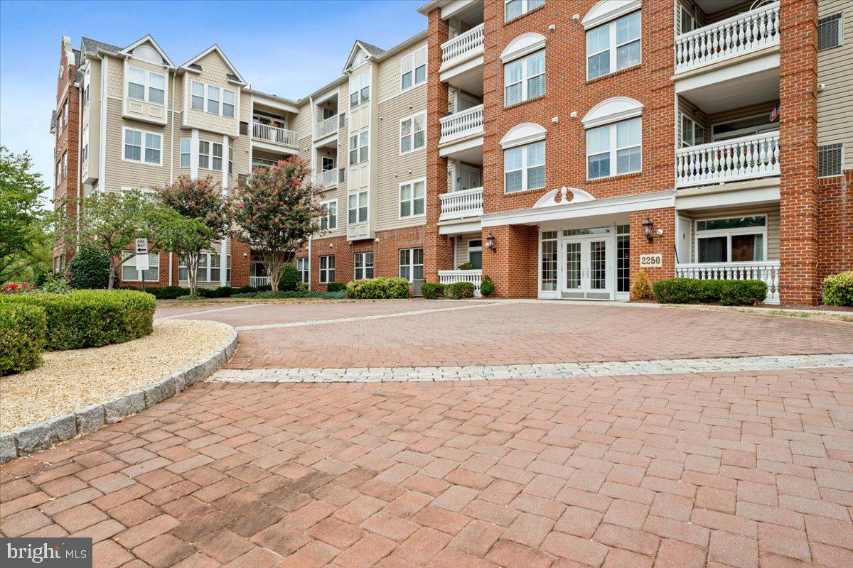 WORMANS MILL - Residential