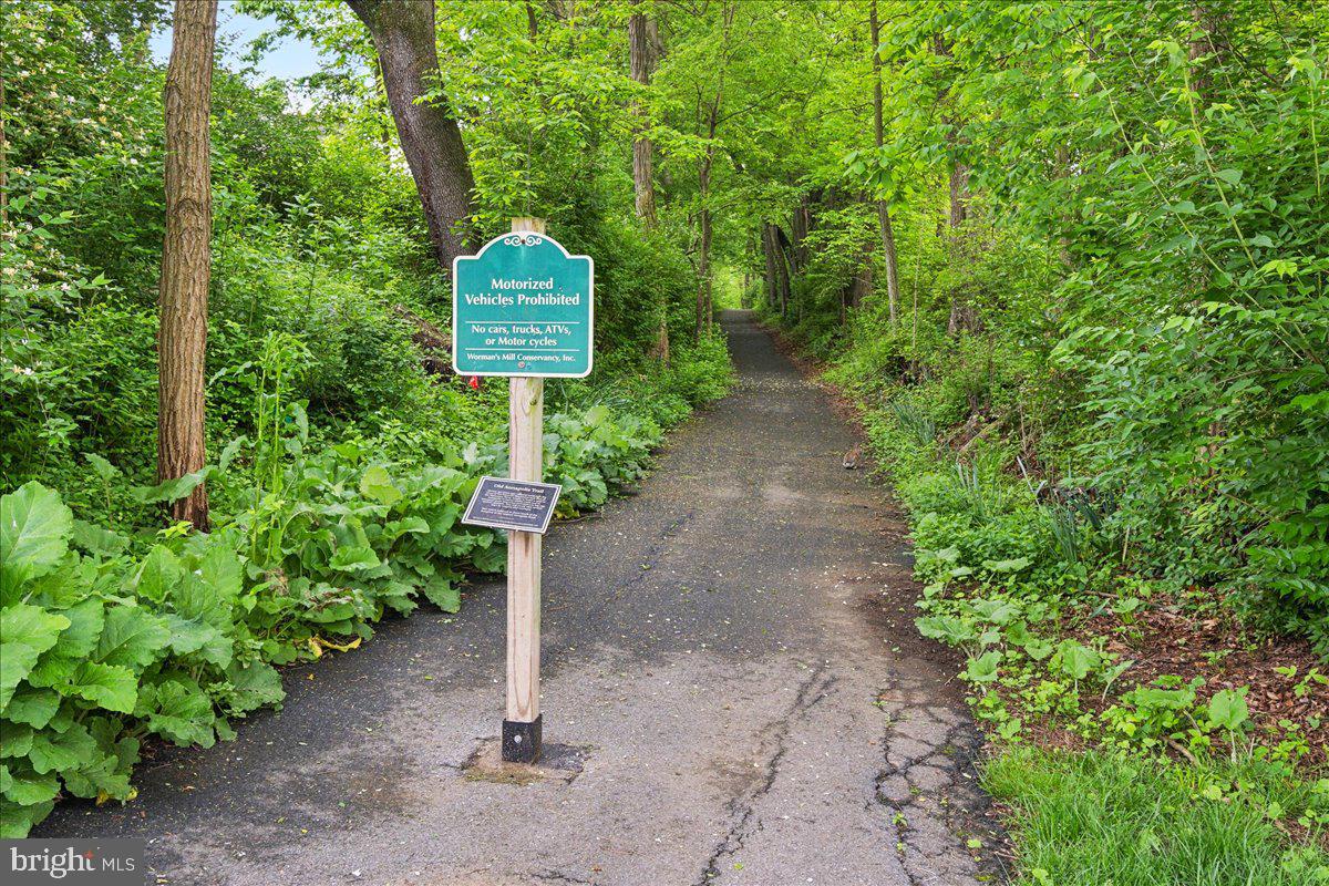 WORMANS MILL - Residential