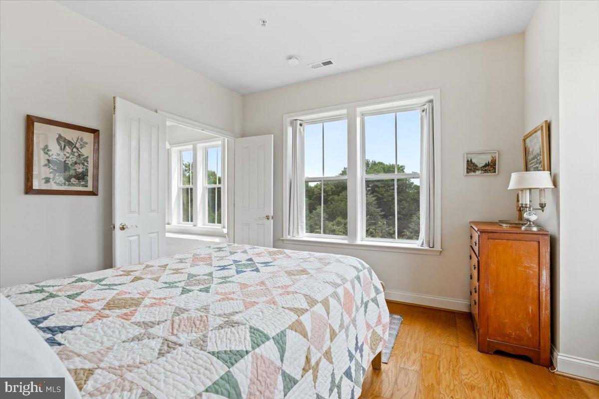 WORMANS MILL - Residential