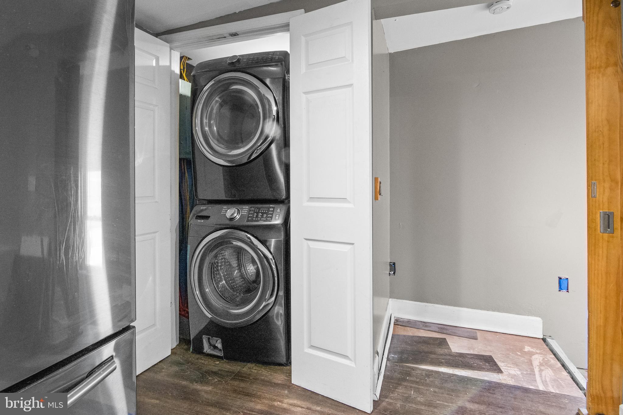 CURTIS BAY - Residential Income