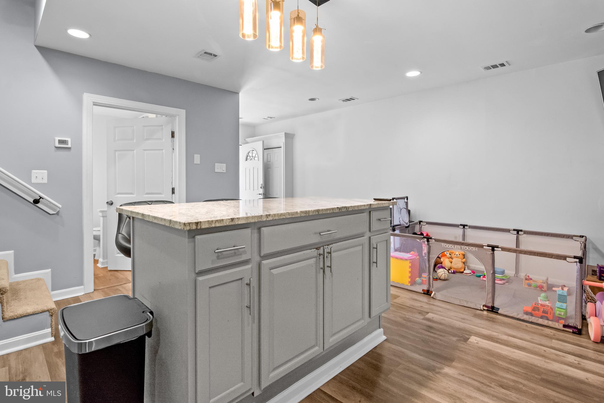 CURTIS BAY - Residential Income