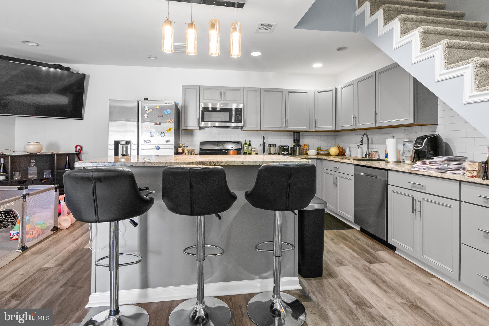 CURTIS BAY - Residential Income