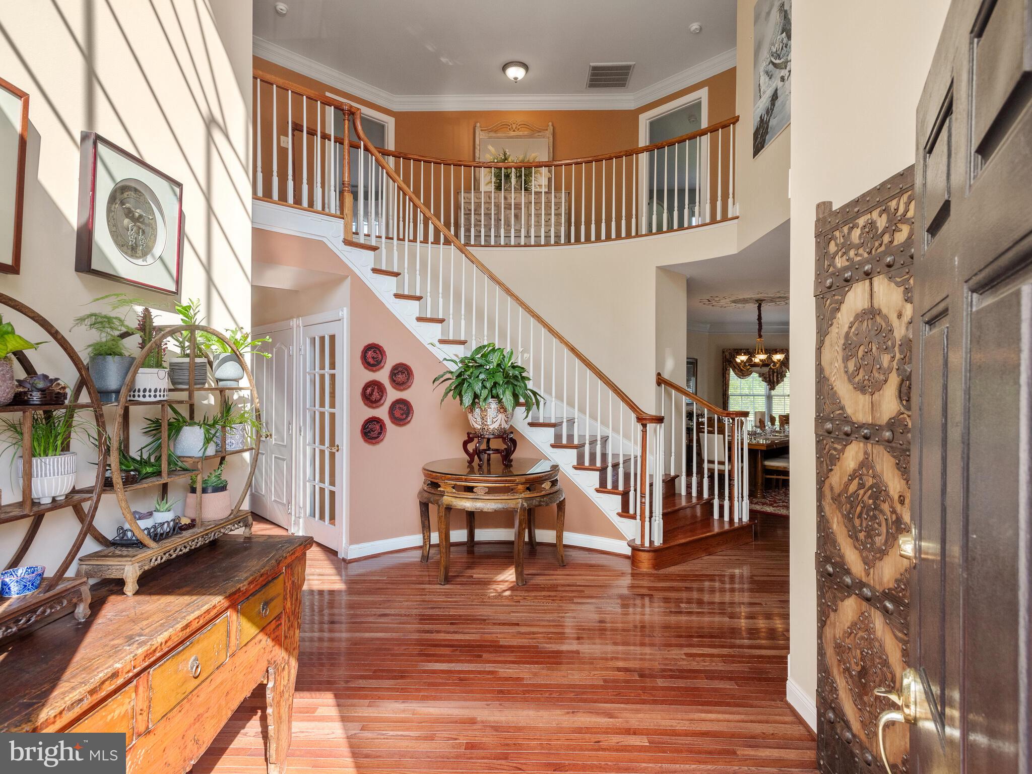 RIVERCREST - Residential