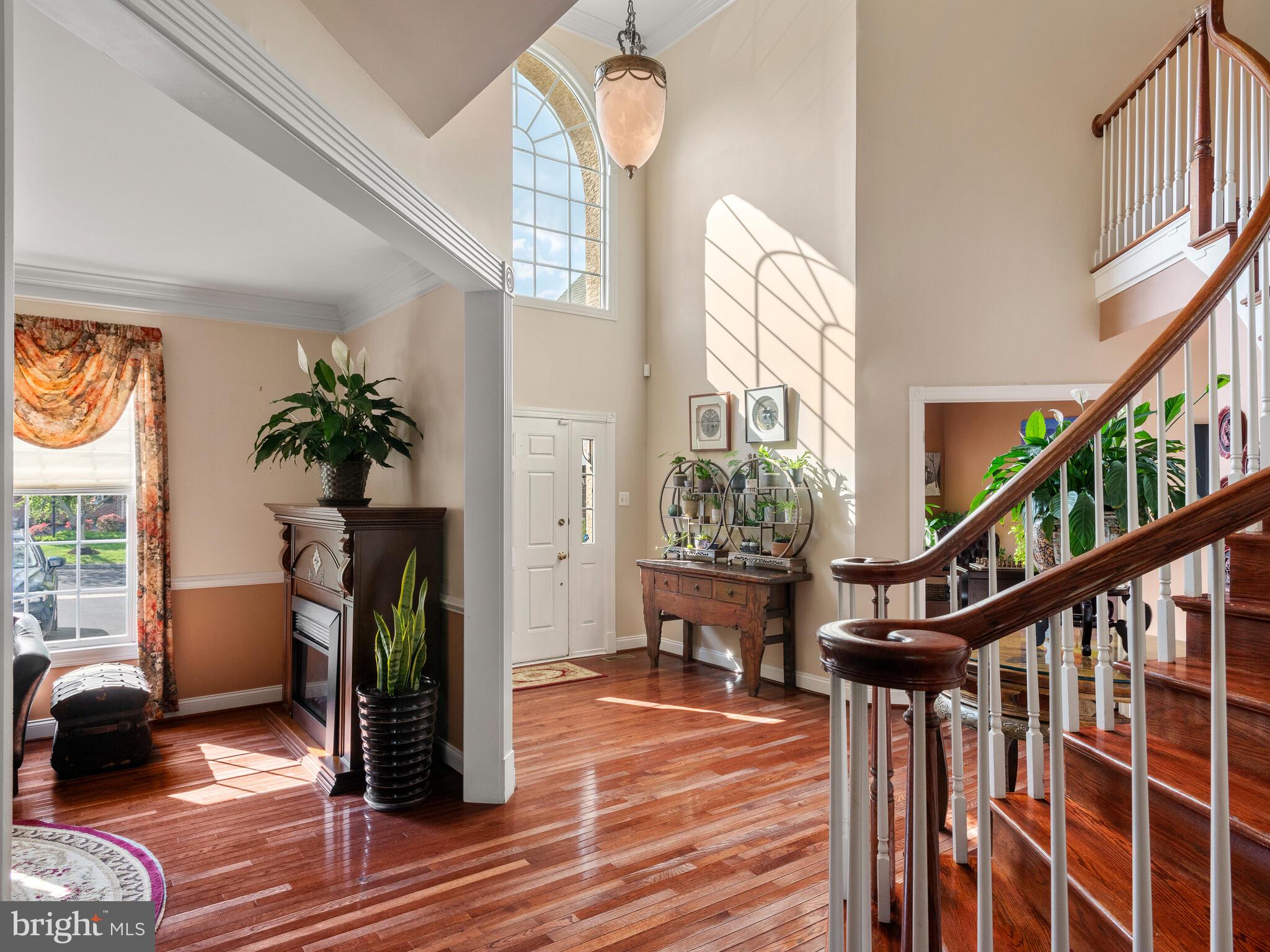 RIVERCREST - Residential