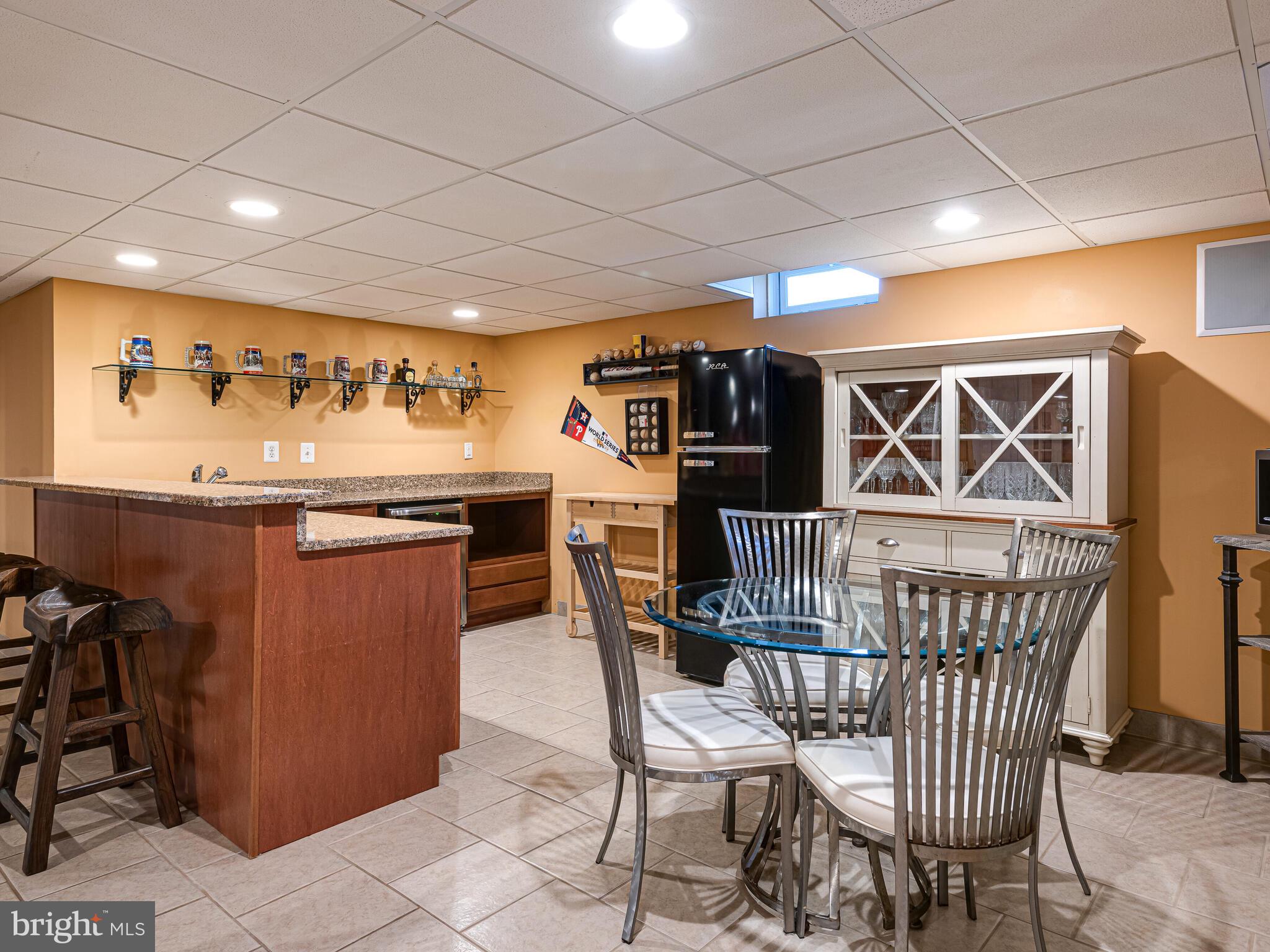 RIVERCREST - Residential