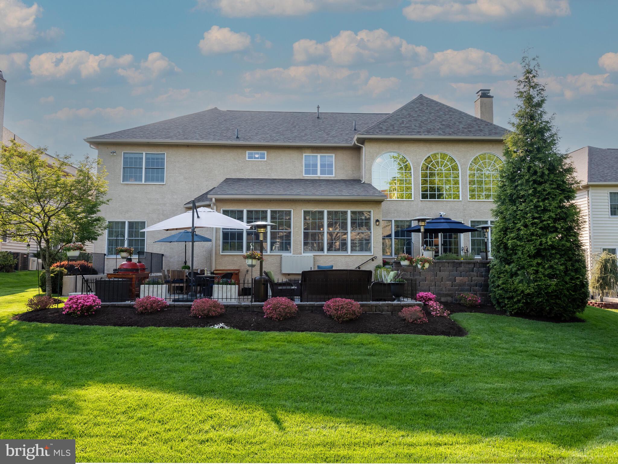 RIVERCREST - Residential