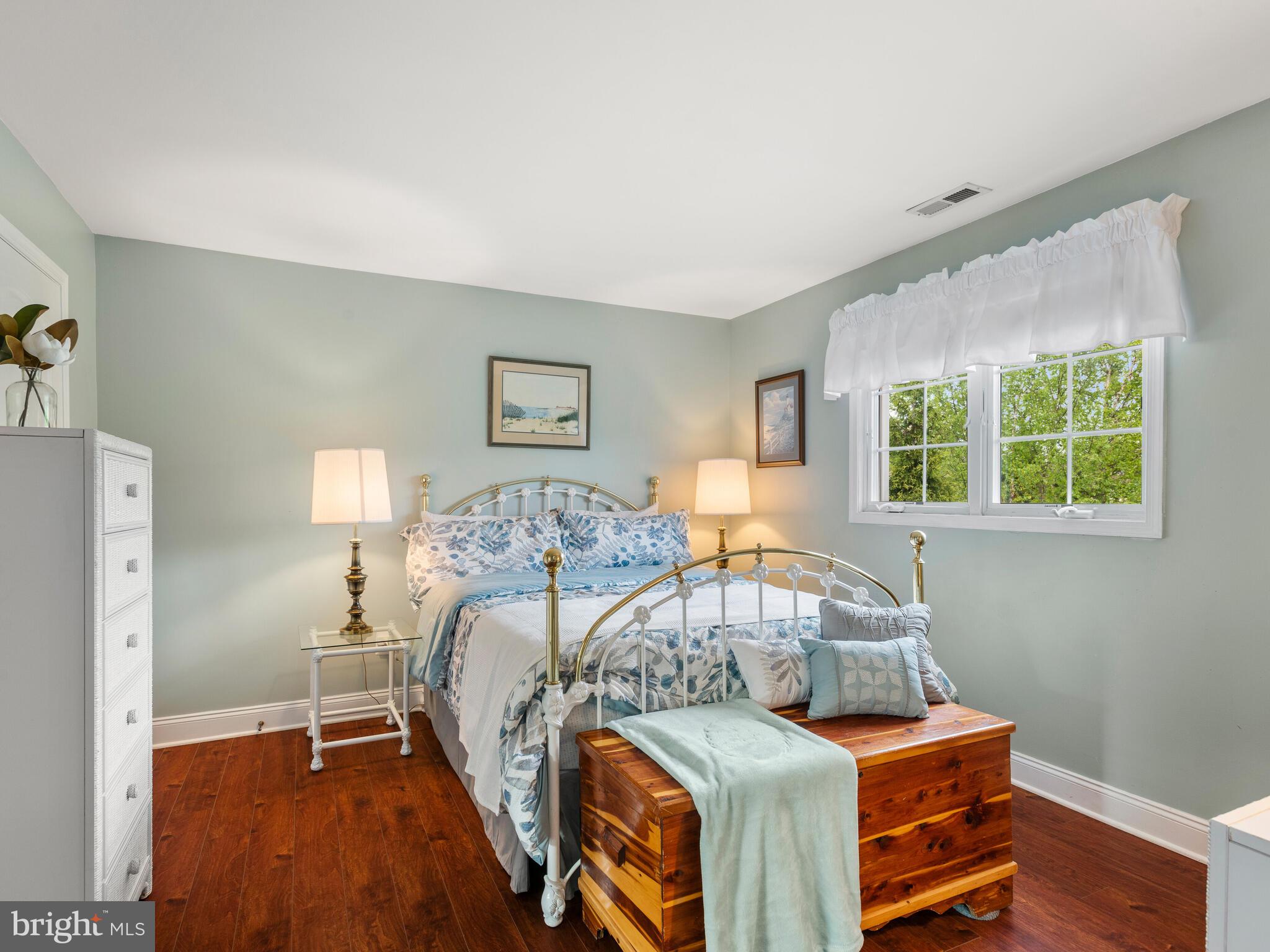 RIVERCREST - Residential