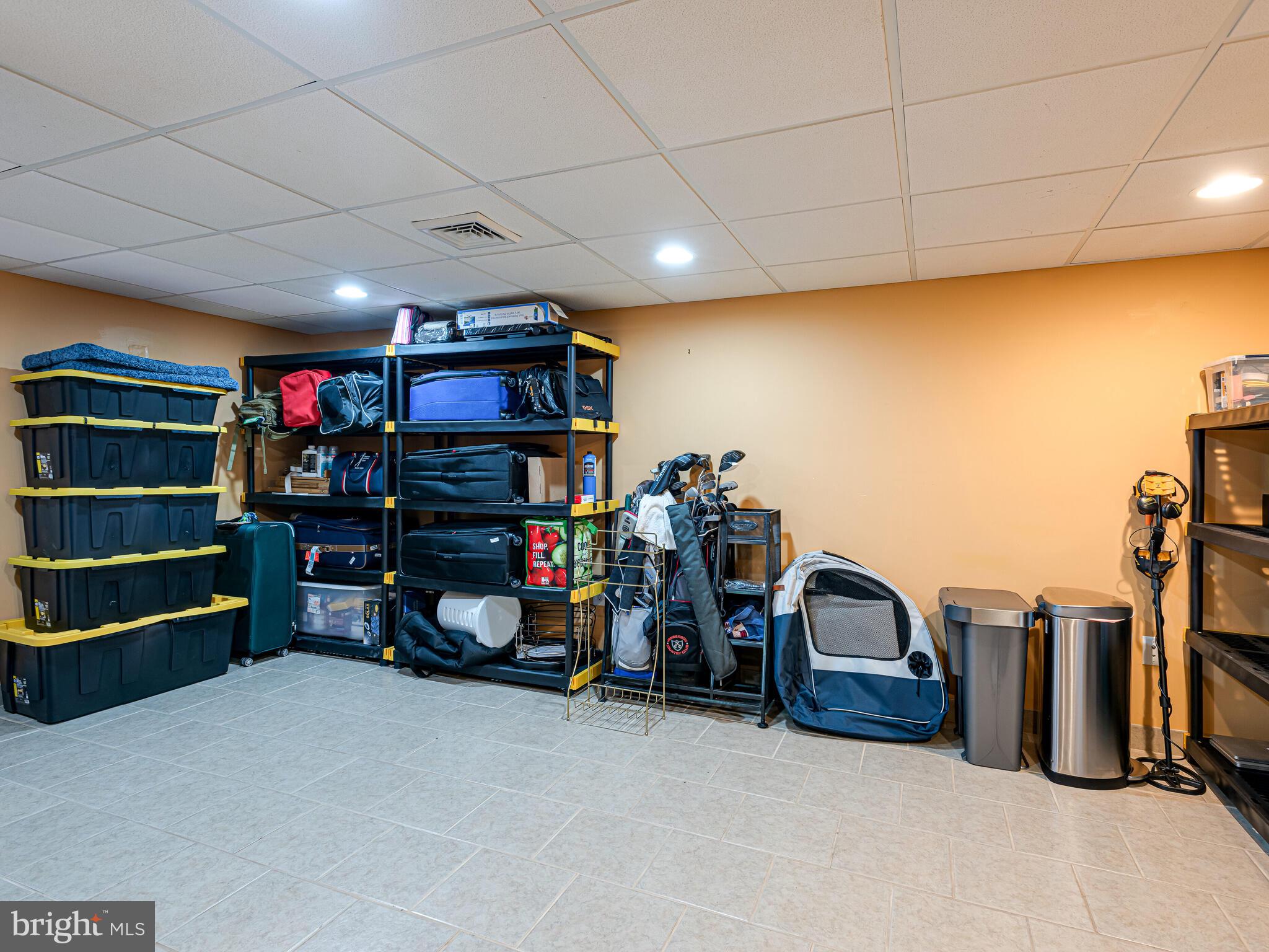 RIVERCREST - Residential