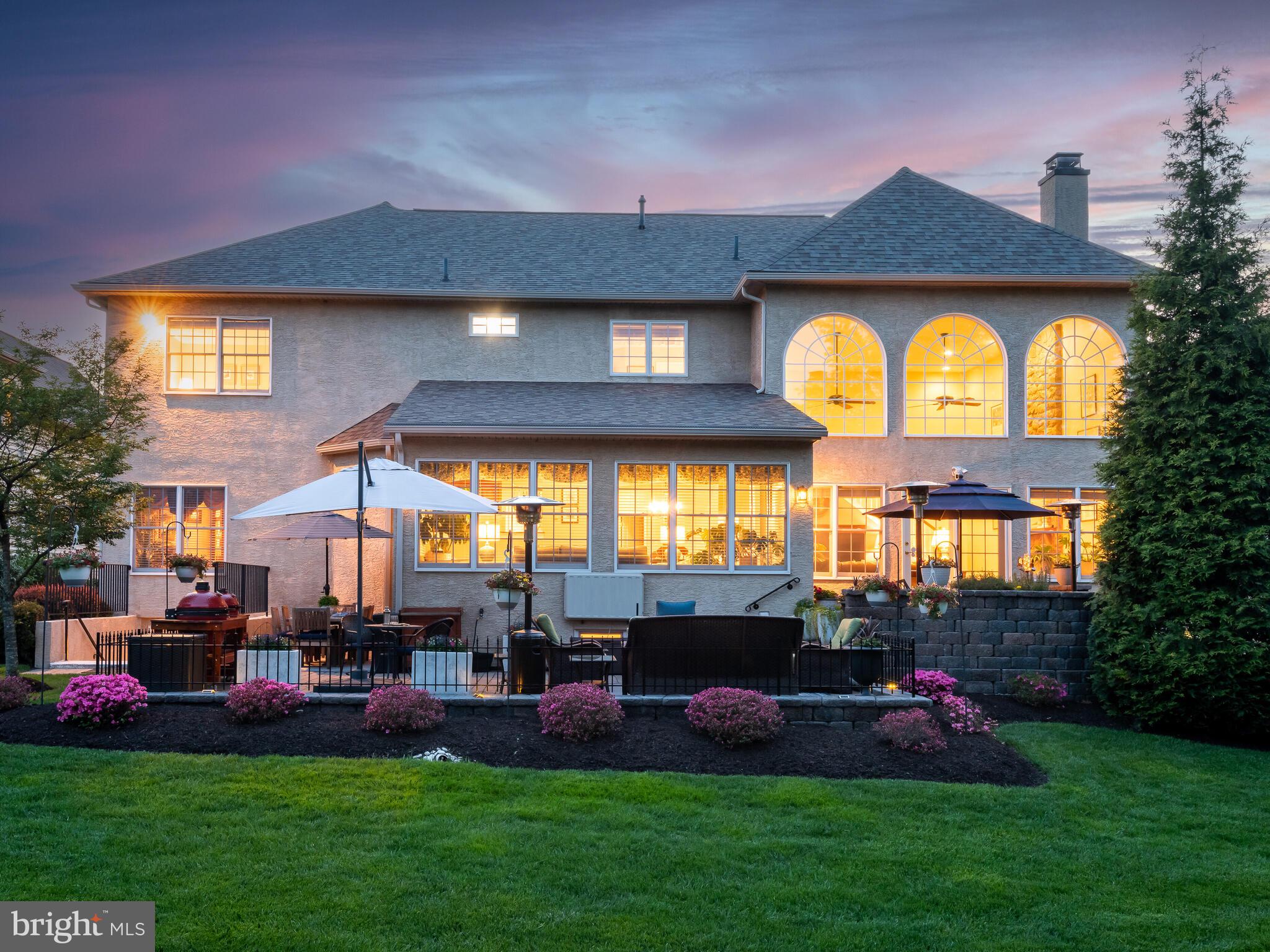 RIVERCREST - Residential