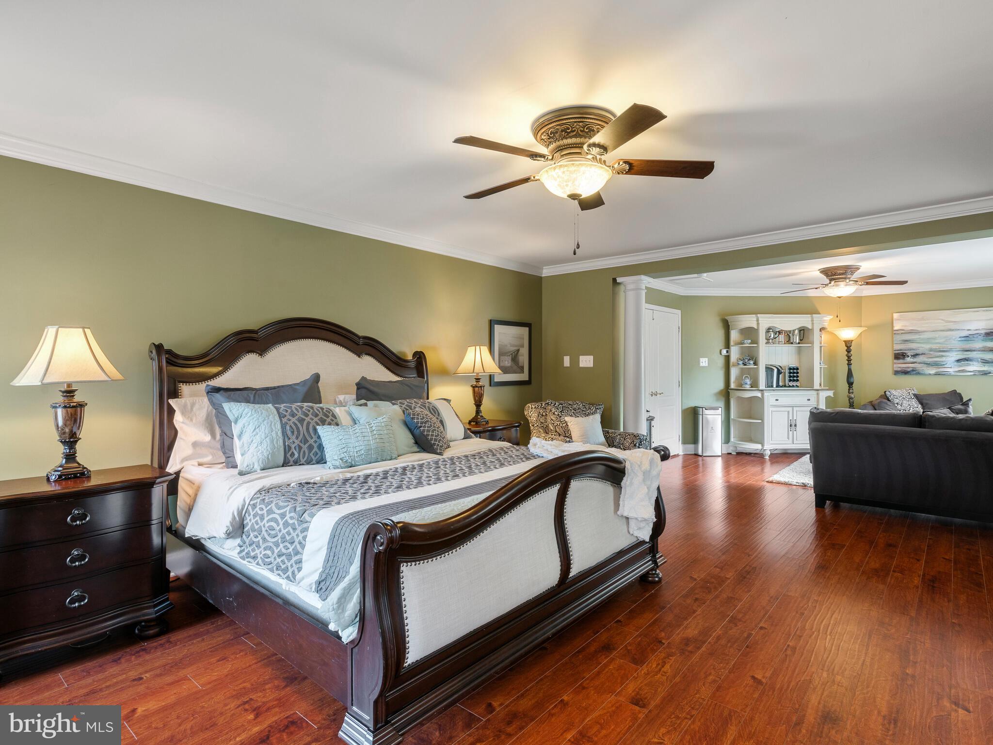 RIVERCREST - Residential