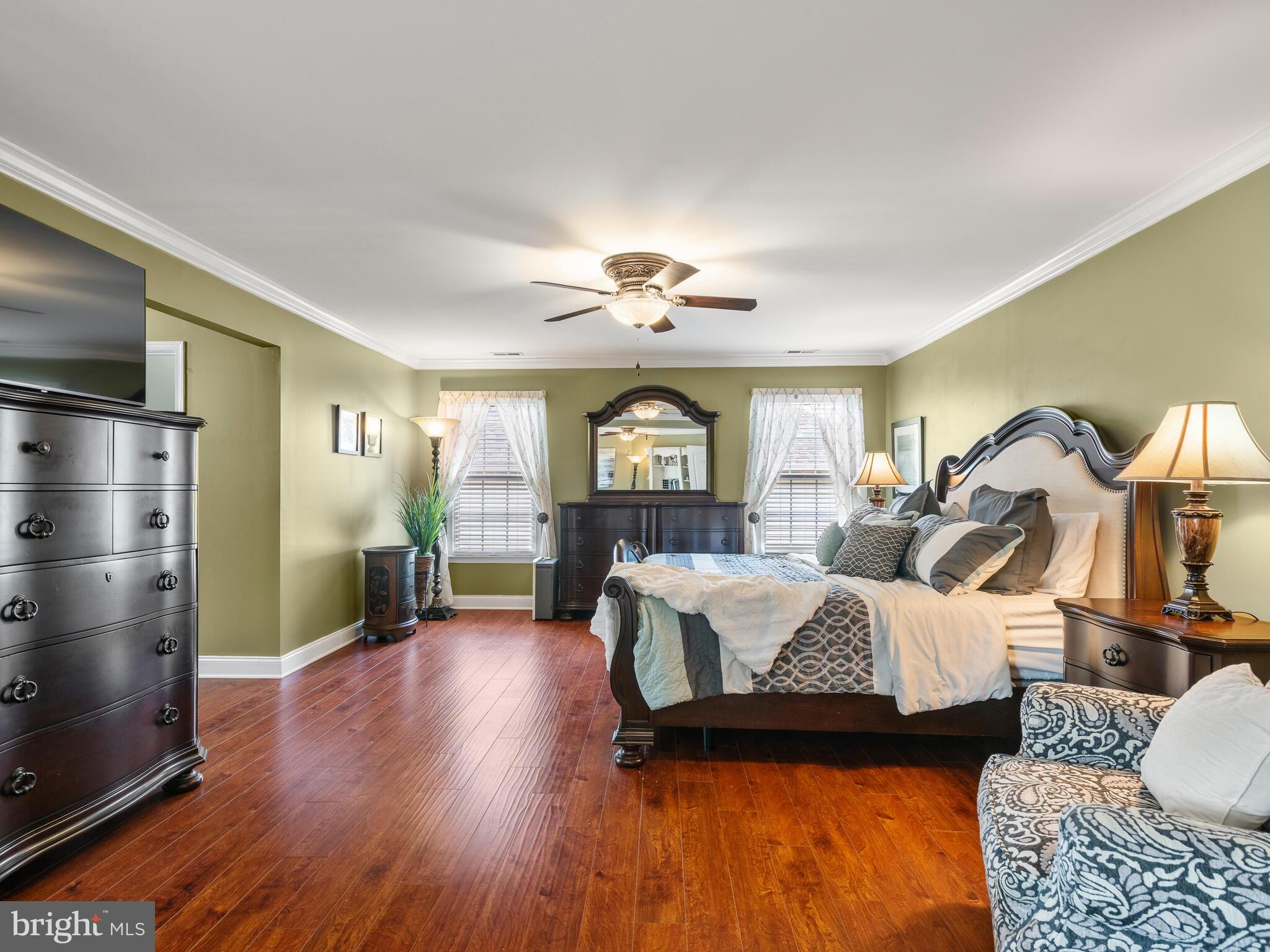 RIVERCREST - Residential