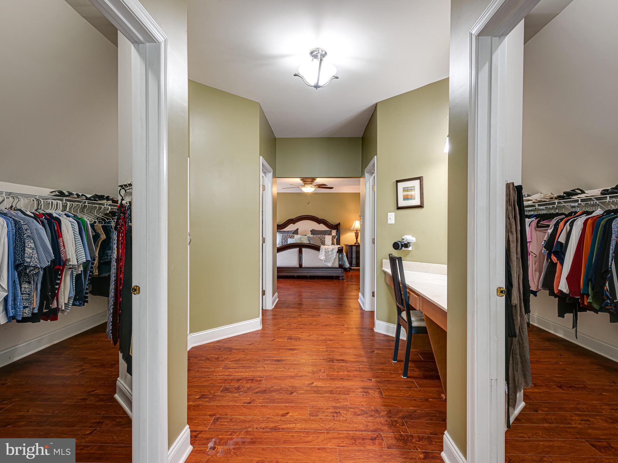 RIVERCREST - Residential