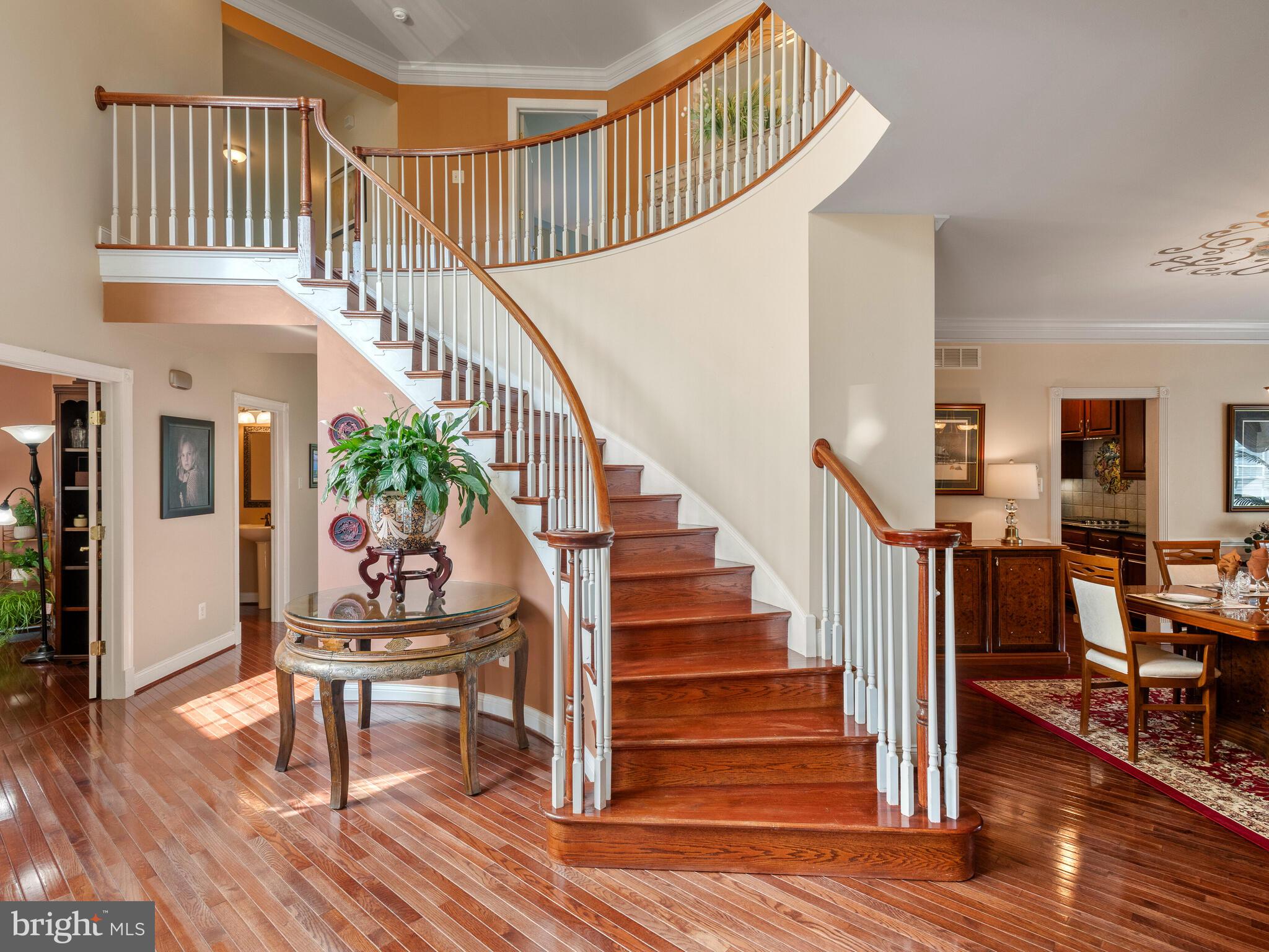 RIVERCREST - Residential