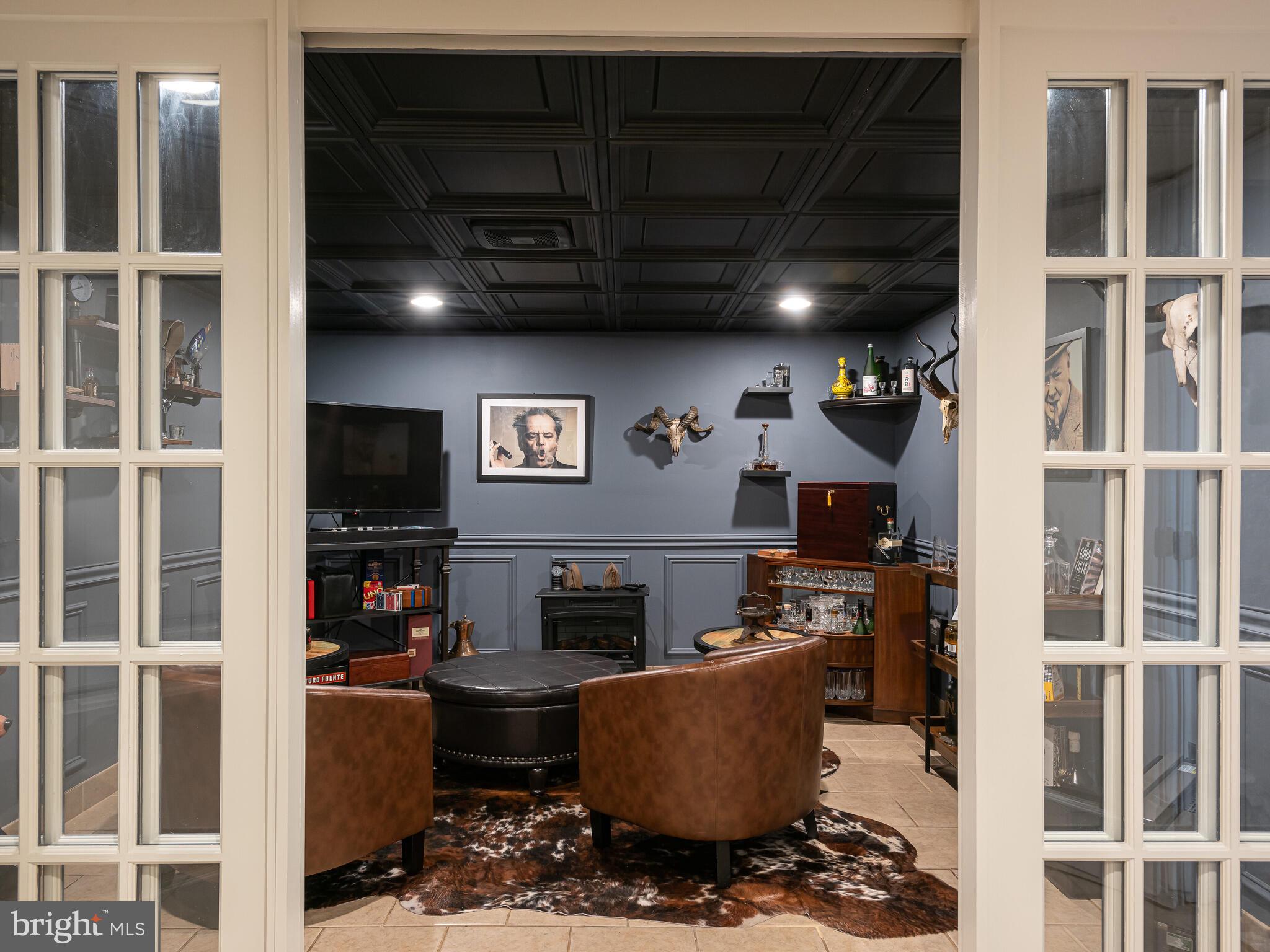 RIVERCREST - Residential