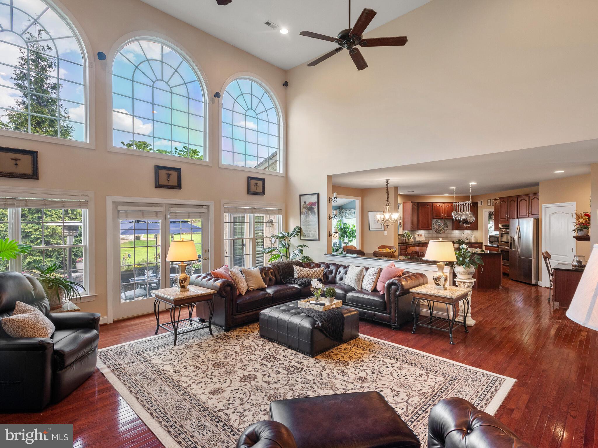 RIVERCREST - Residential